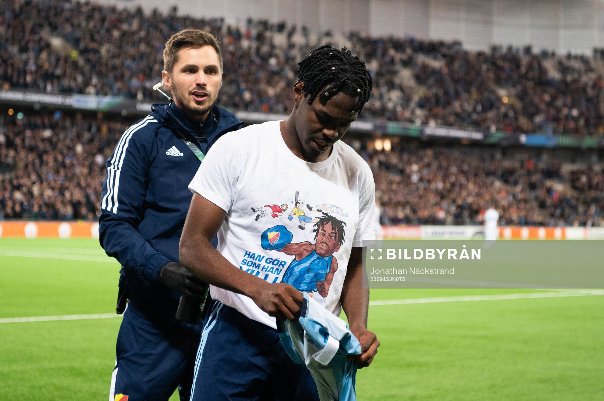 Joel Asoro of Djurgården celebrates