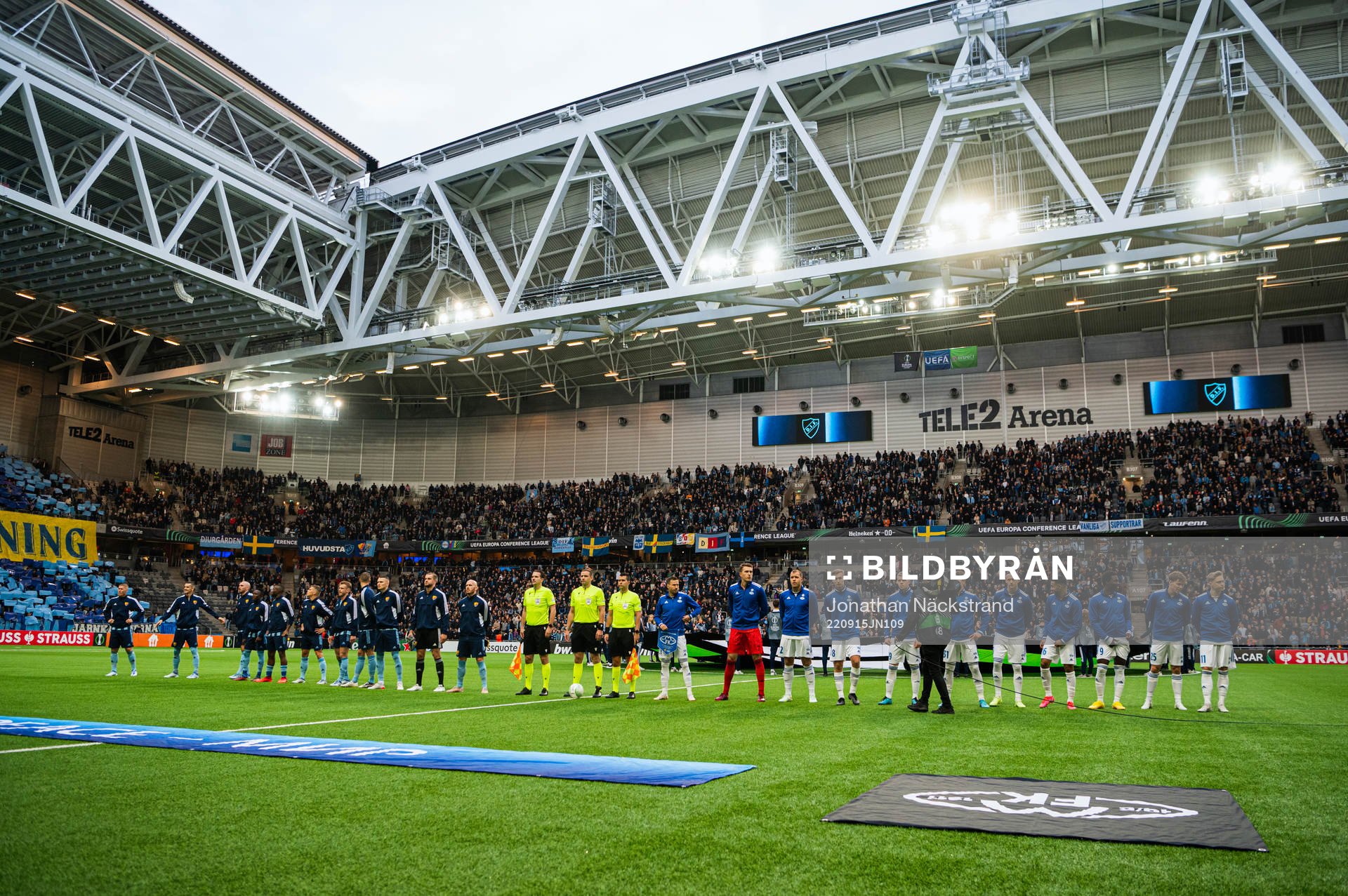 Players of Djurgården and Molde