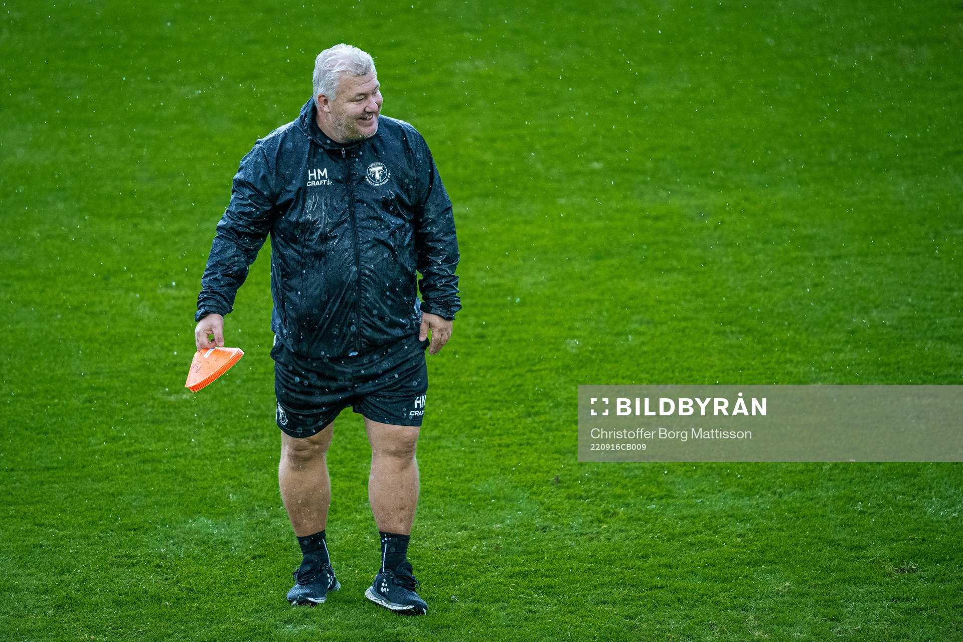 Trelleborgs tränare Hans Malmgren inför fotbollsmatchen i Damernas Division 1 södra mellan Trelleborg och Södra Sandby den 16 september 2022 i Trelleborg.