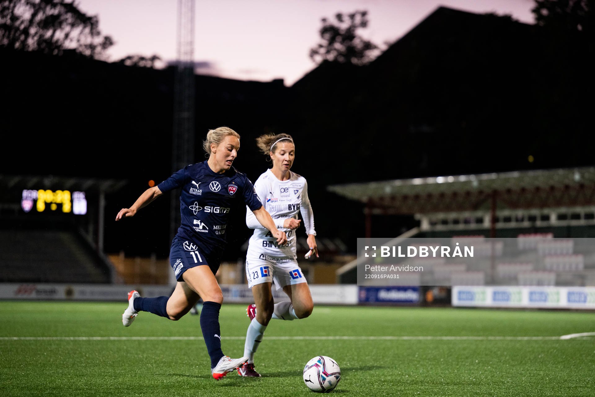 FC Rosengårds Mimmi Larsson och Kalmars Patricia Fischerova