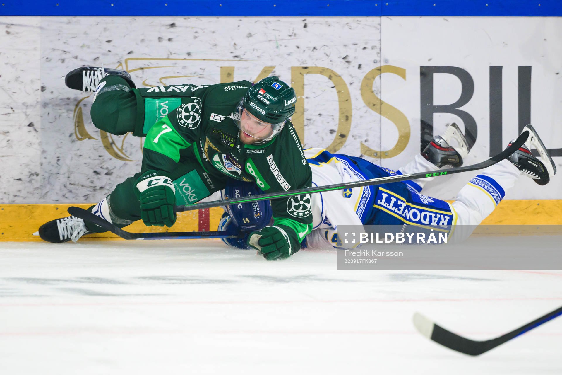 Färjestads Axel Bergqvist och Leksands Oskar Lang