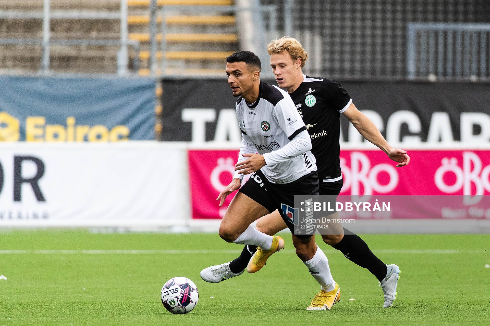Örebros Ahmed Yasin och Västerås Martin Gambos