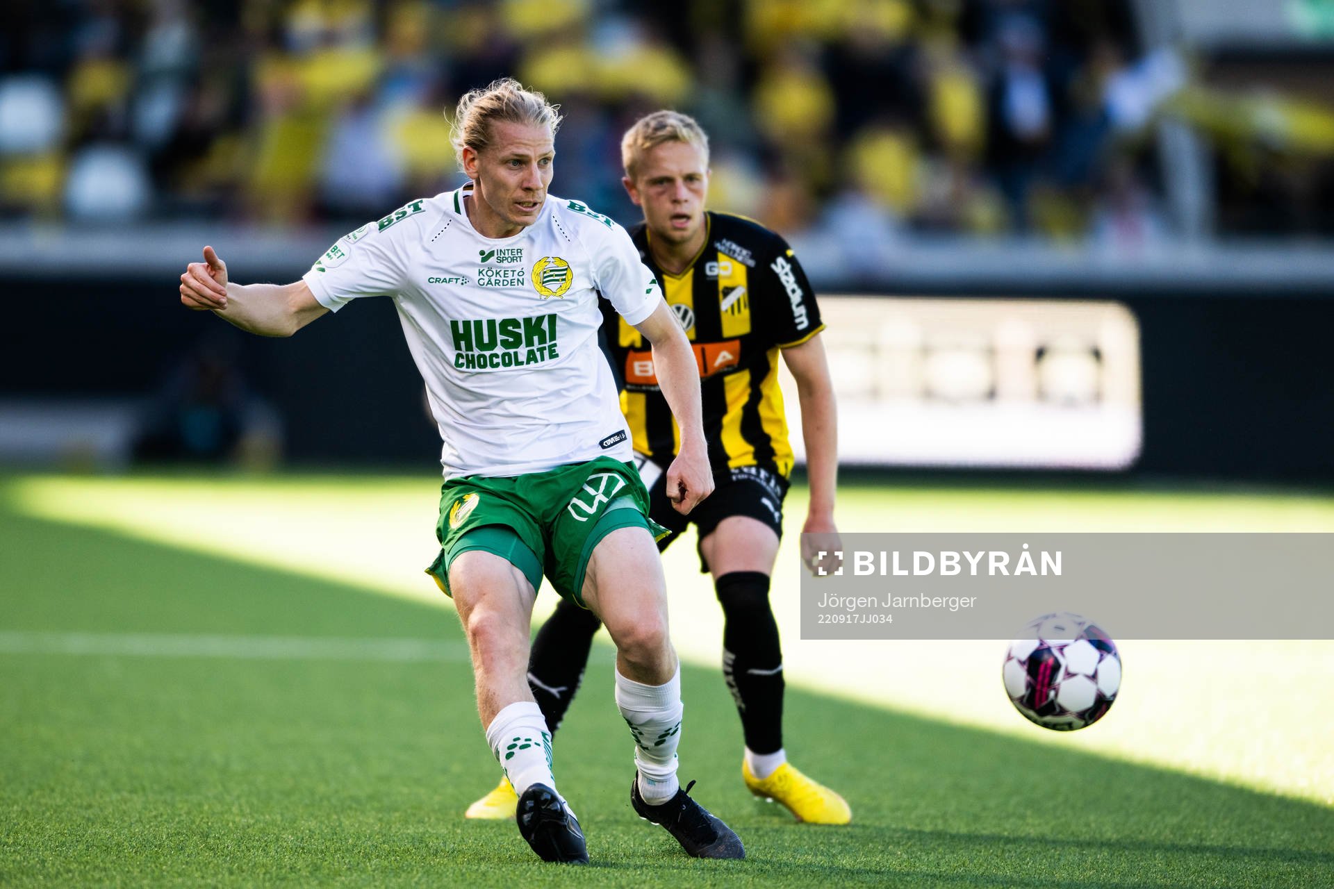 Hammarbys Gustav Ludwigson och Häckens Tomas Olai Totland