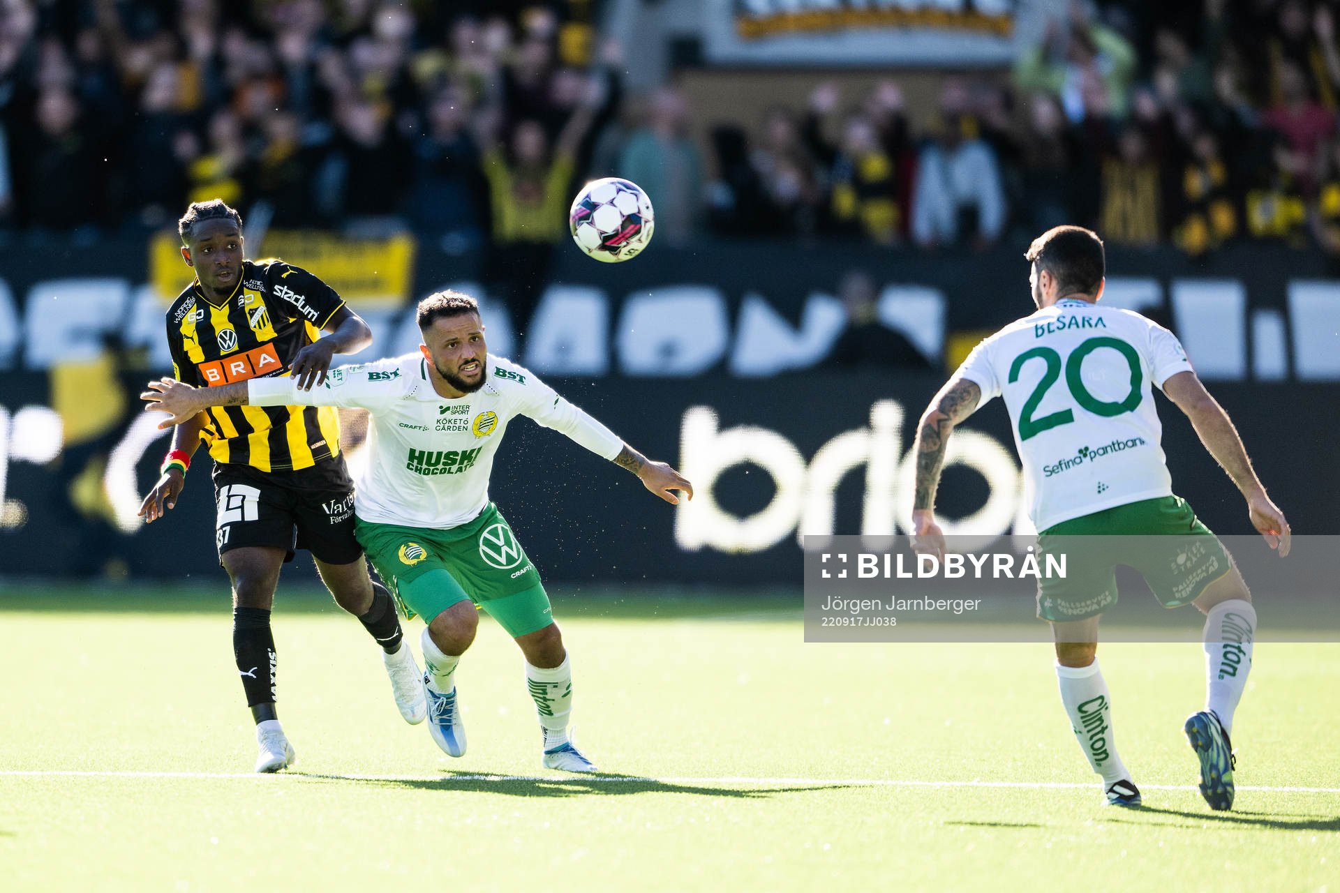 Häckens Ibrahim Sadiq och Hammarbys Mohanad Jeahze