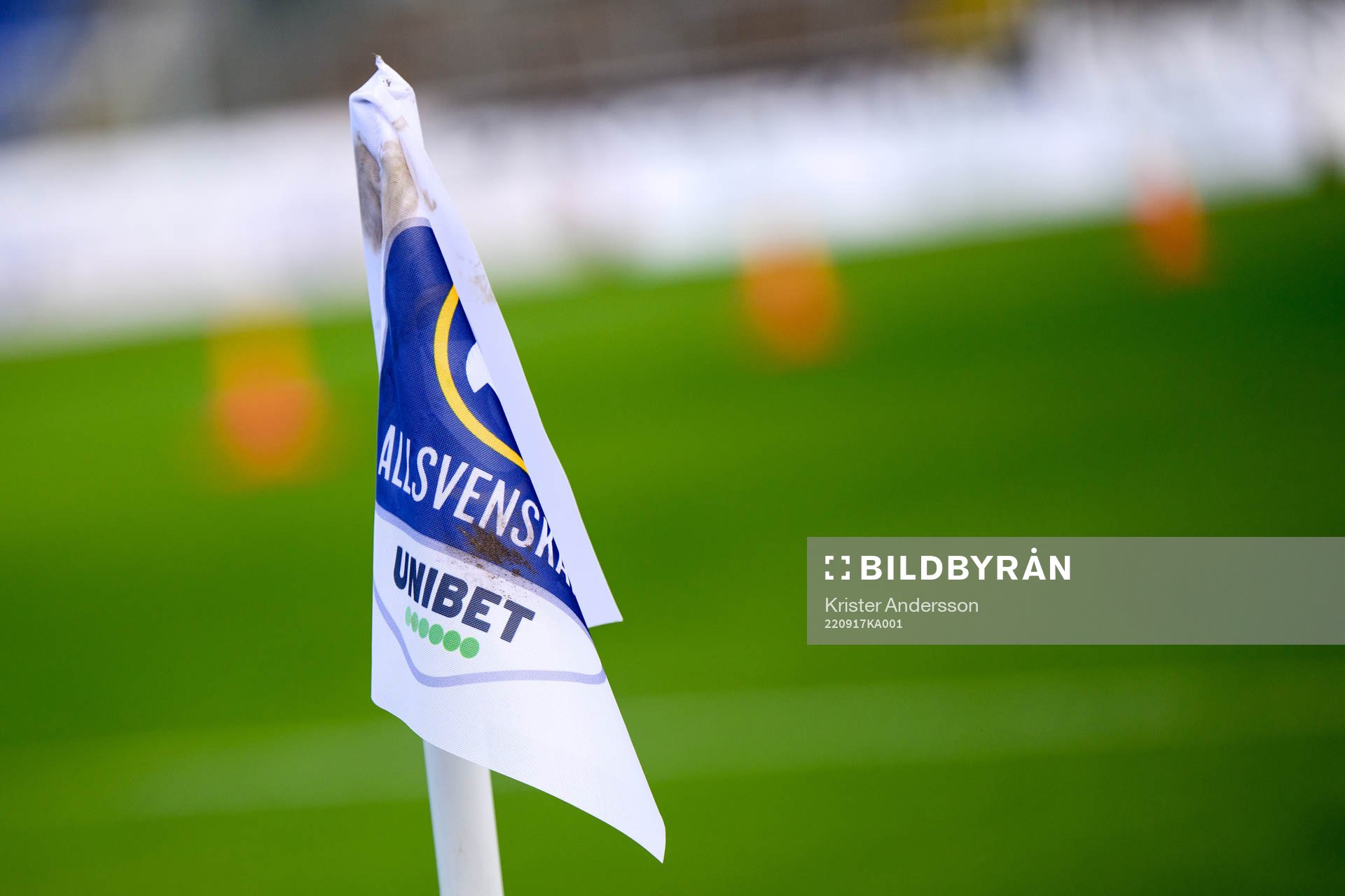 Hörnflagga med UNIBET före fotbollsmatchen i Allsvenskan