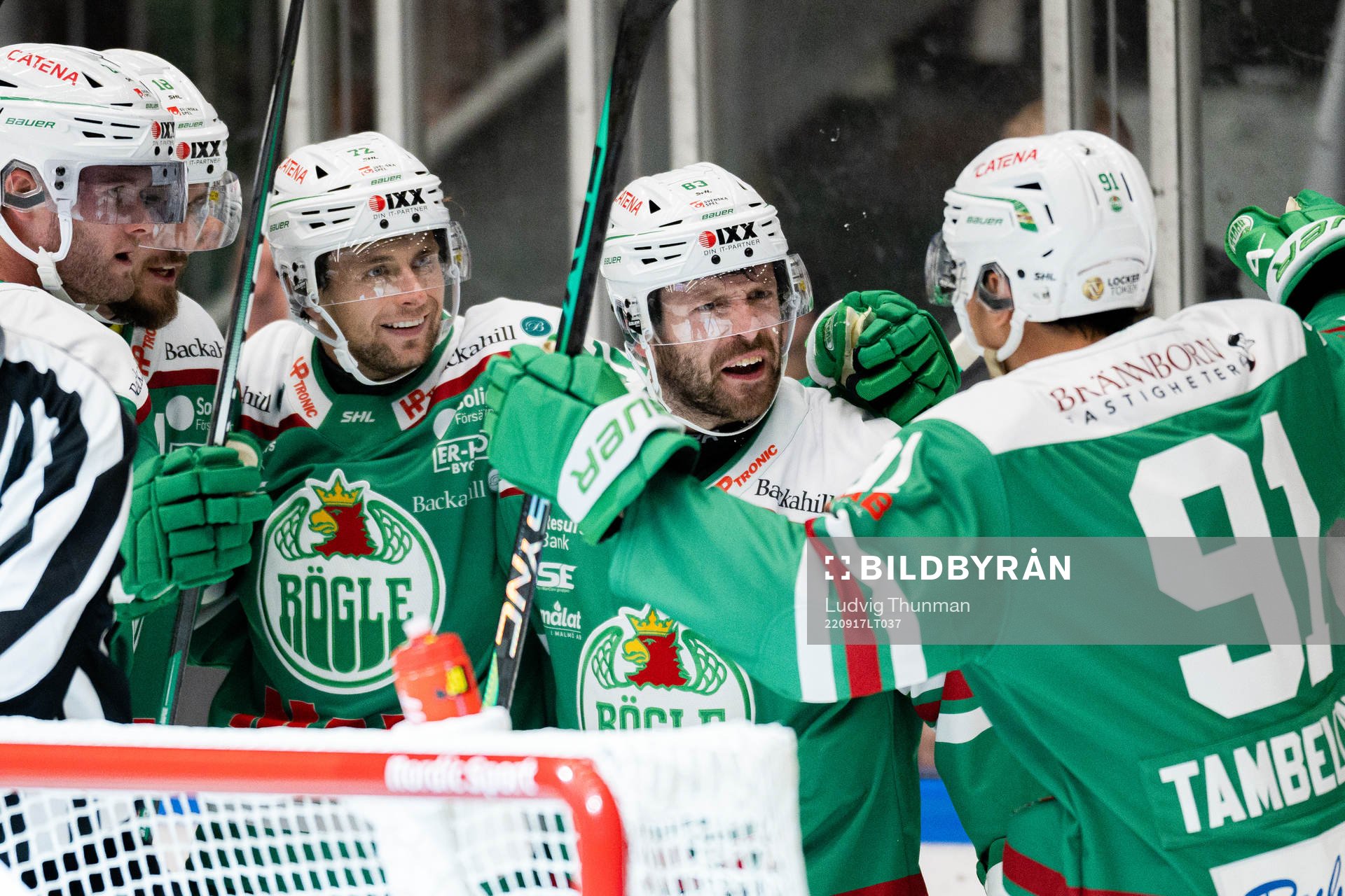 Rögles Daniel Zaar, Riley Sheen ch Adam Tambellini jublar
