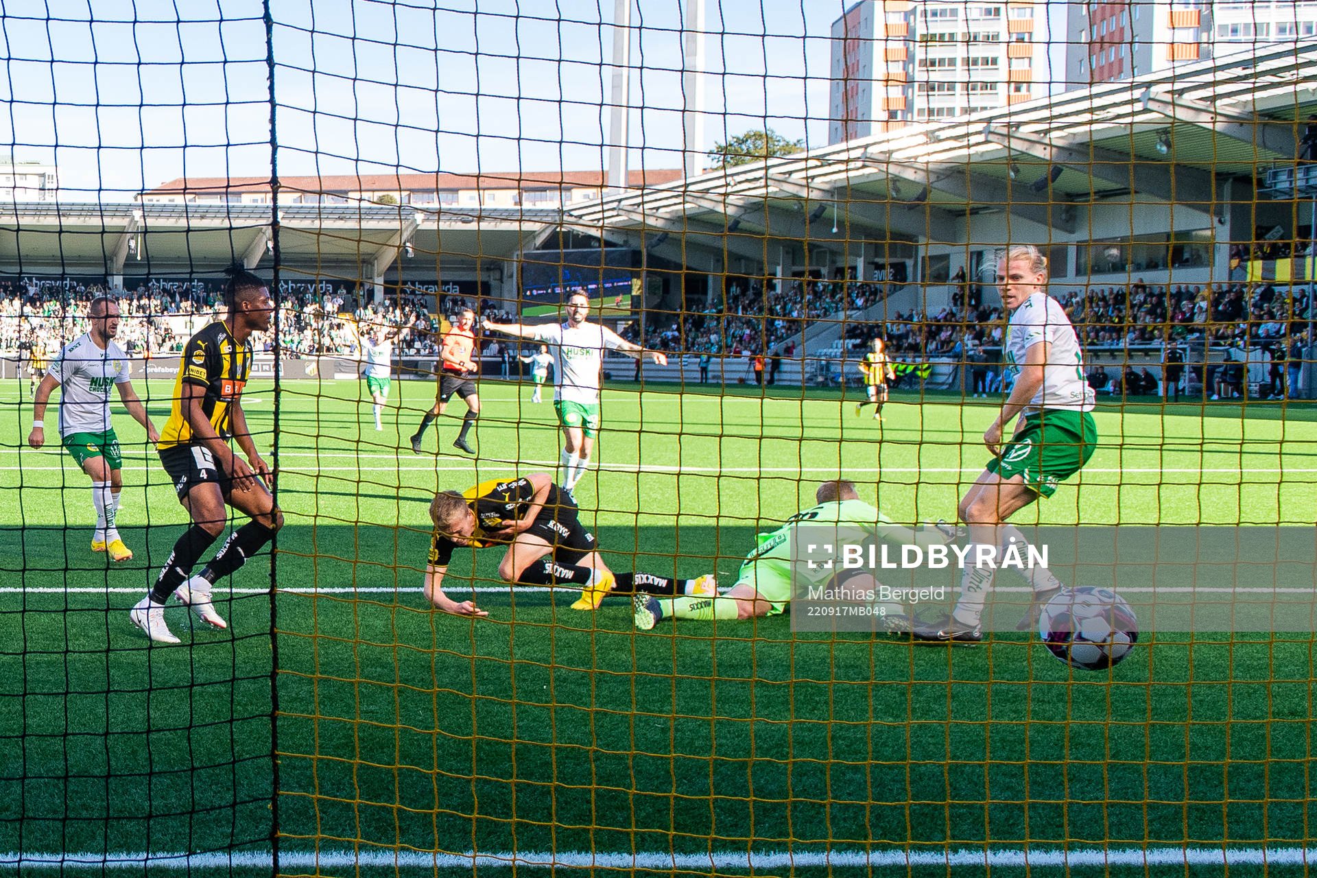 Hammarbys Gustav Ludwigson gör 0-1