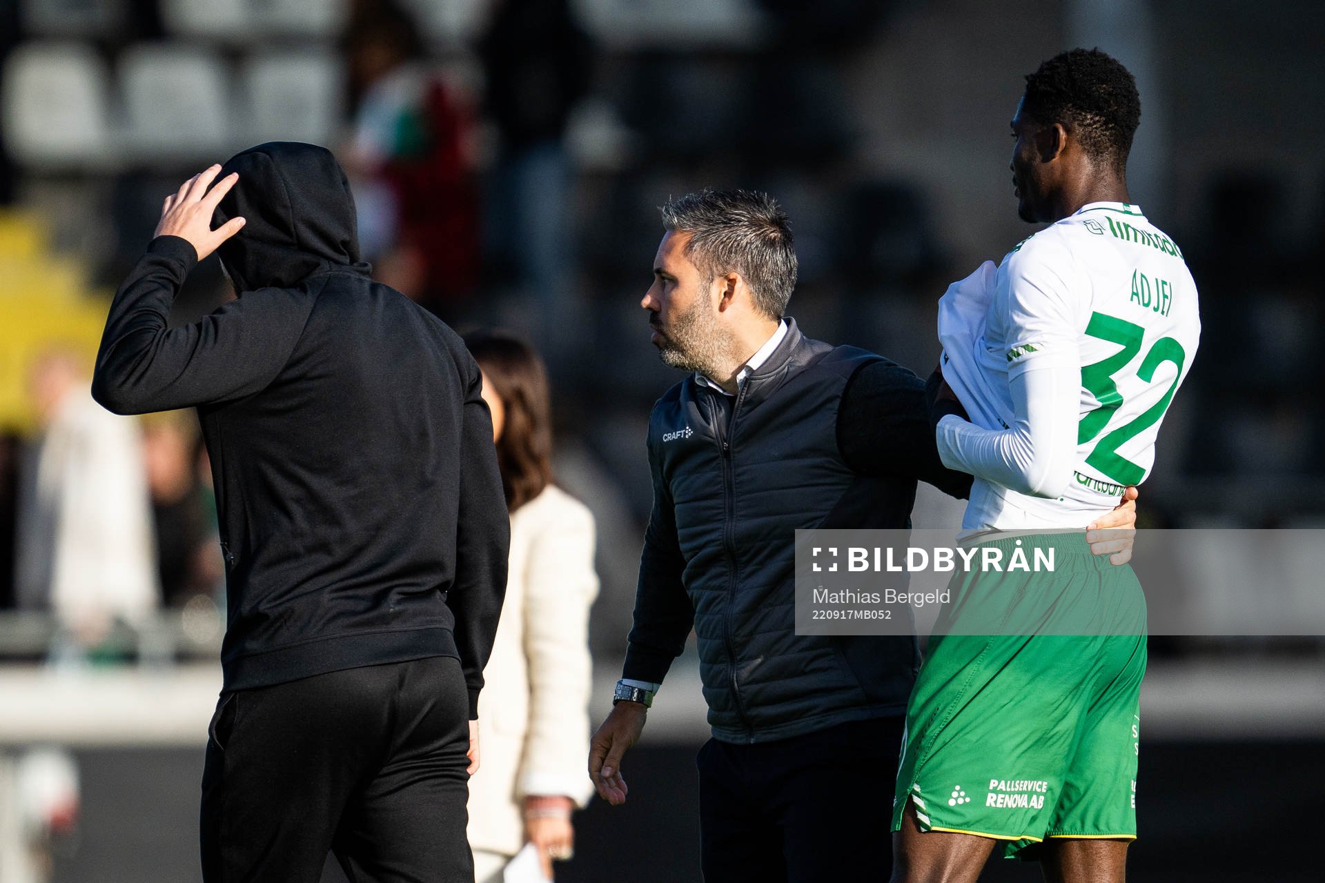 Hammarbys tränare Marti Cifuentes och Nathaniel Adjei