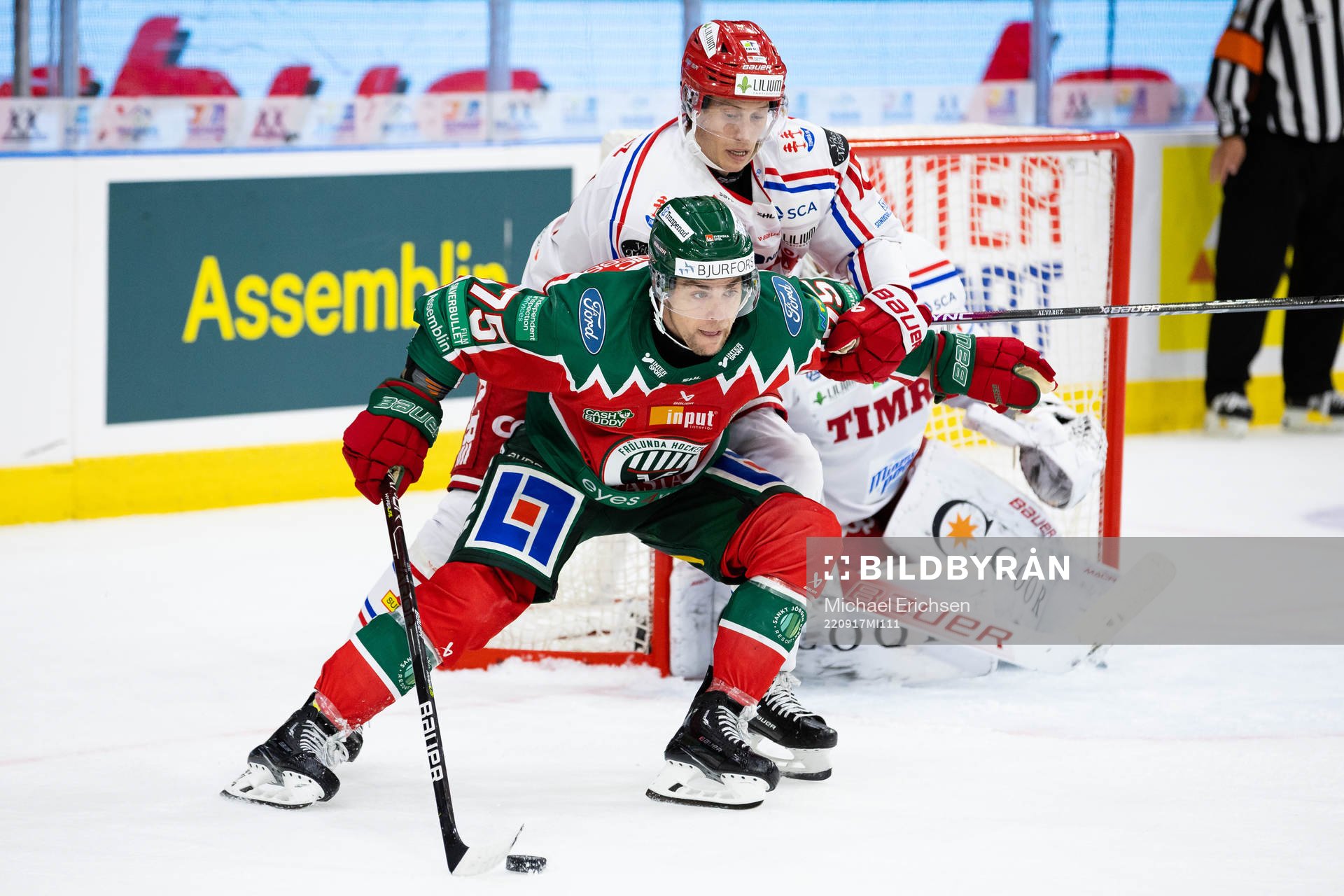 Frölundas Radan Lenc och Timrås Robin Alvarez