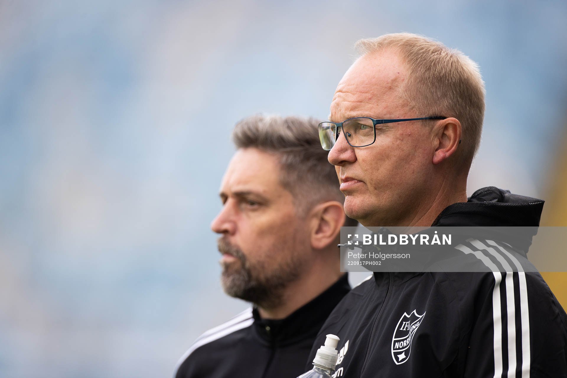 IFK Norrköpings tränare Glen Riddersholm under fotbollsmatchen i Allsvenskan mellan IFK Norrköping och Kalmar den 17 september 2022 i Norrköping.