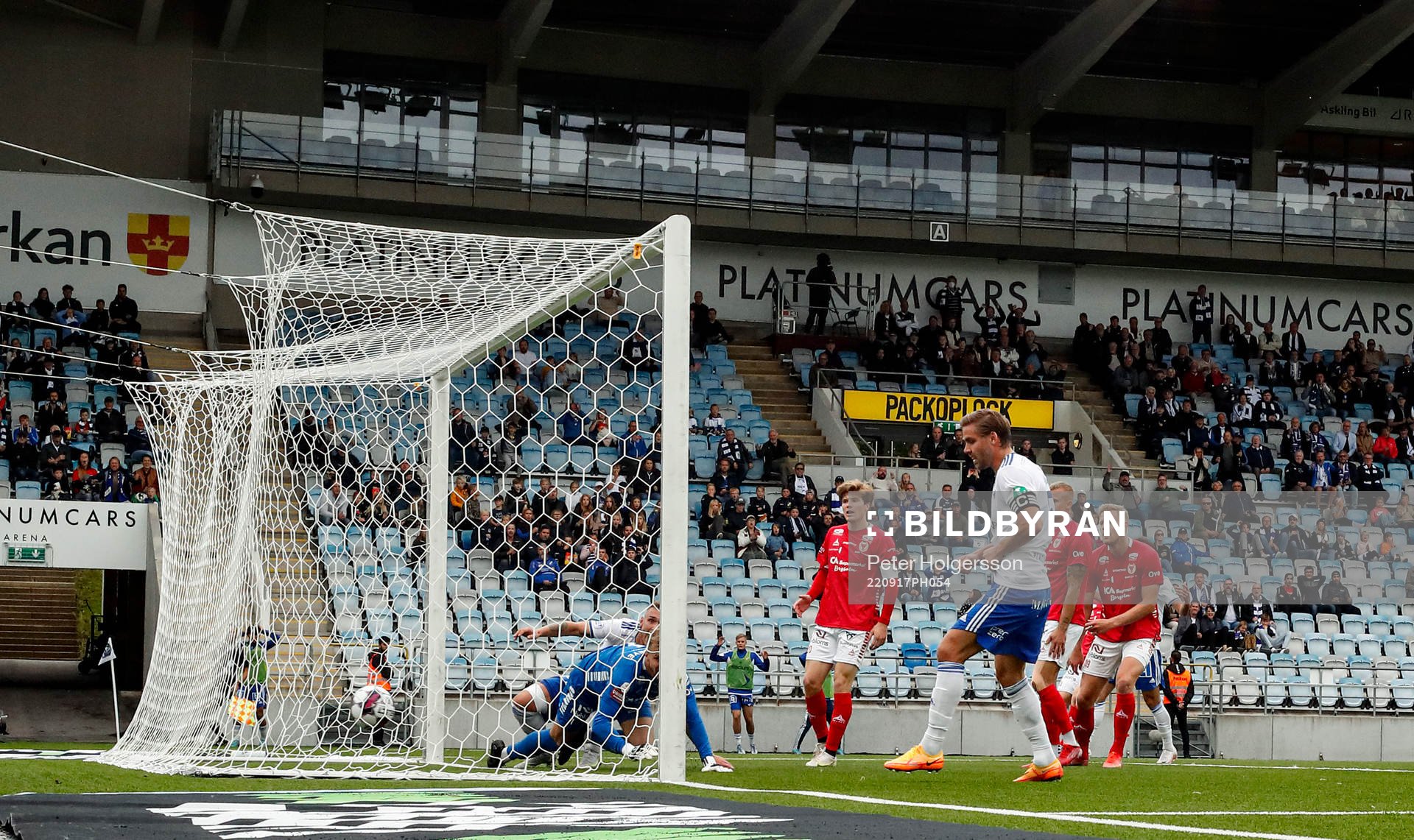 Mål 1-0 av IFK Norrköpings målvakt Oscar Jansson förbi