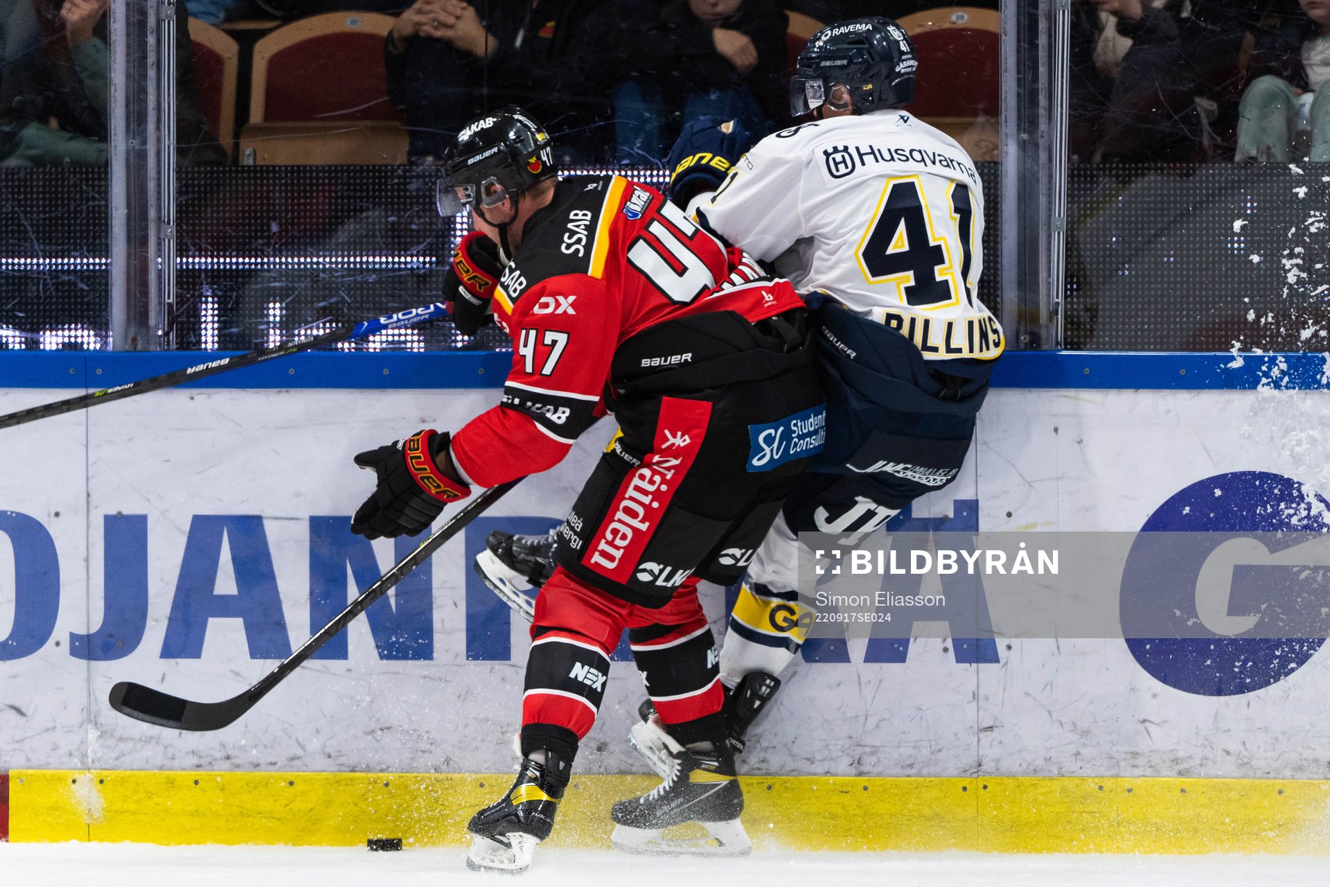 Luleås Leo Komarov och HV71s Chad Billins