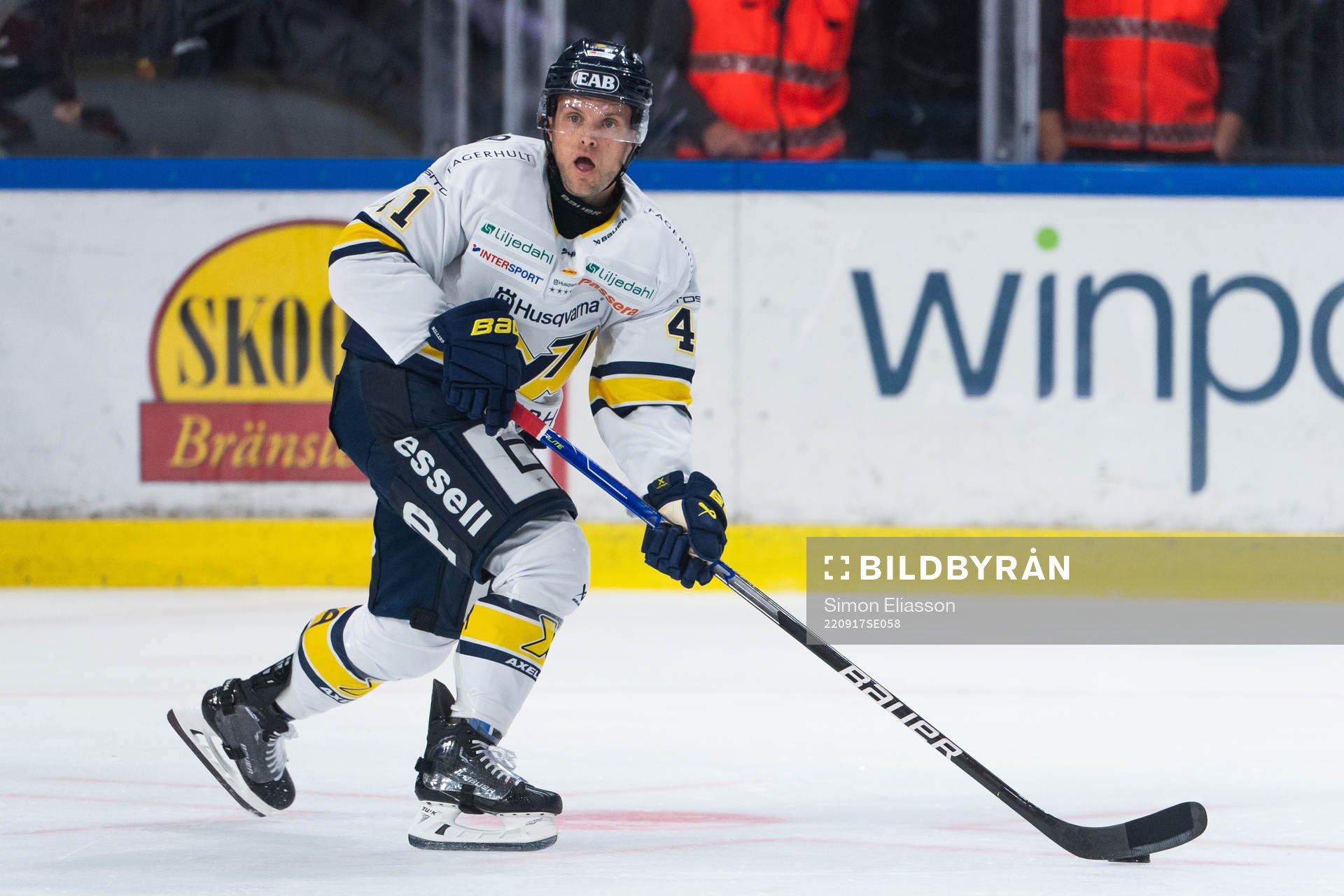 HV71s Chad Billins