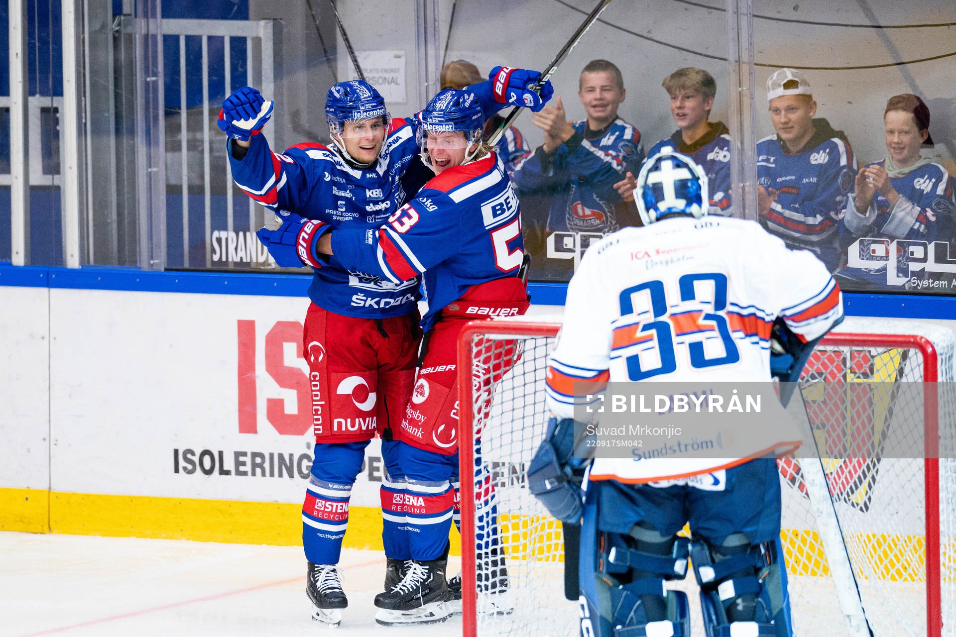 Oskarshamns John Dahlström och Anthon Eriksson jublar