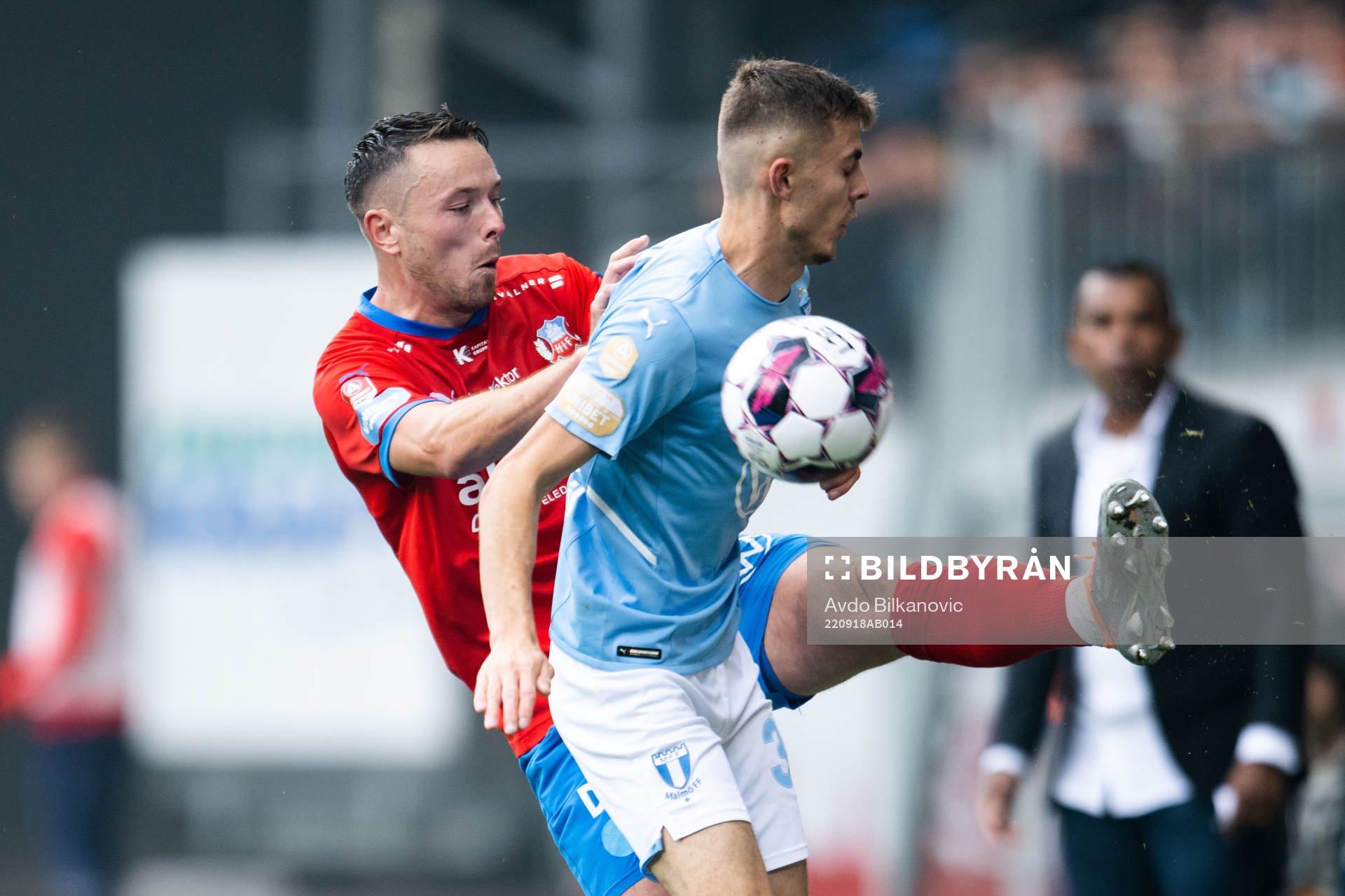 Malmö FFs Patriot Sejdiu och Helsingborgs Viljormur