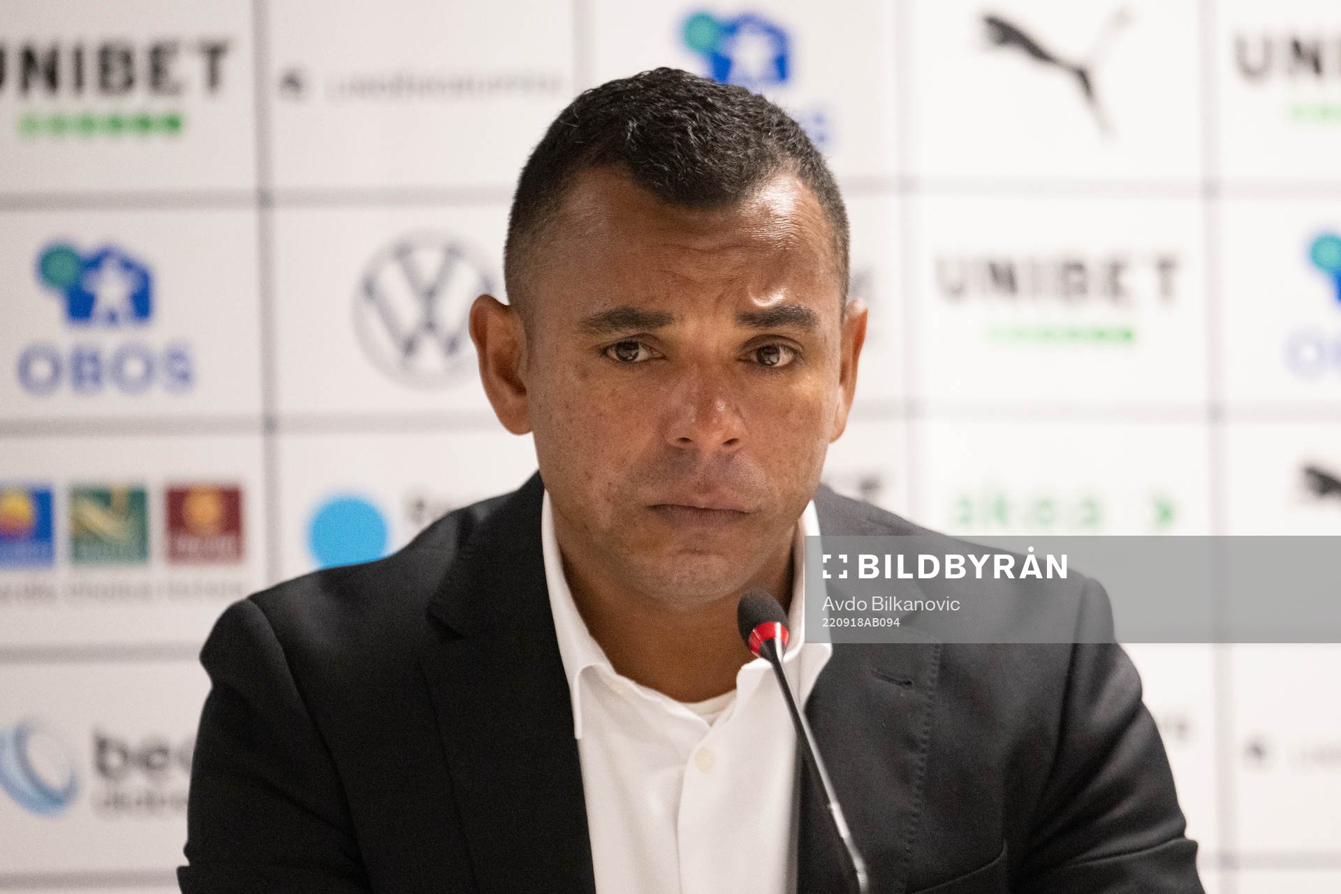 Helsingborgs tränare Alvaro Santos deppar