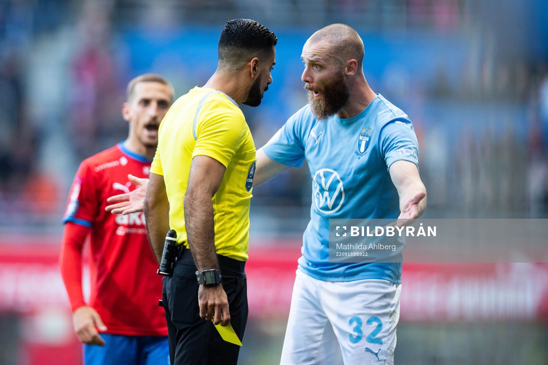Malmö FFs Jo Inge Berget reagerar på domslut av Domare