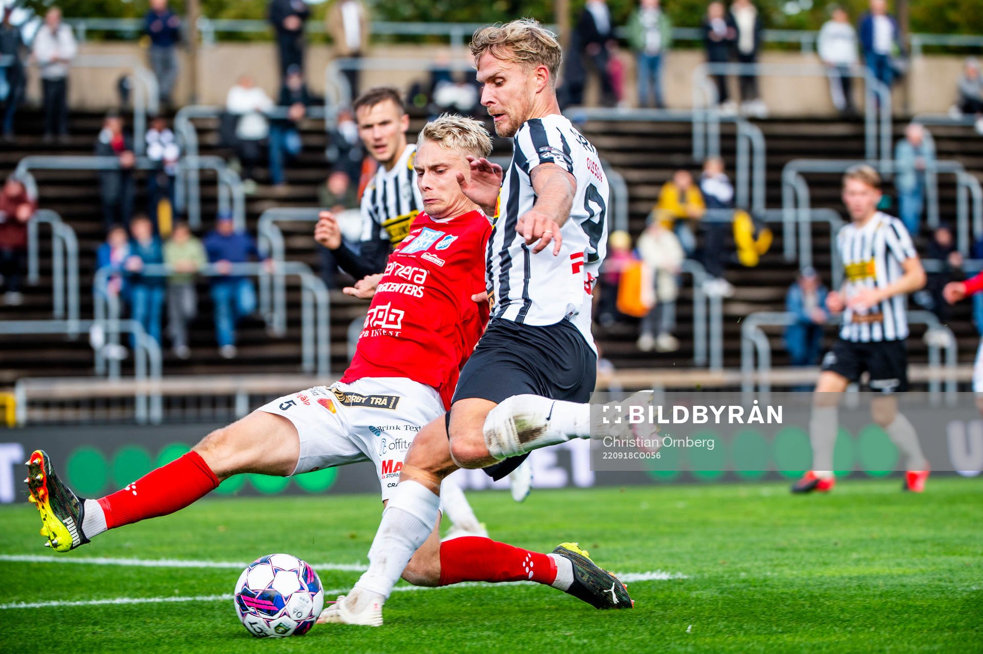Landskronas Linus R Olsson mot Norrbys Johan Brannefalk