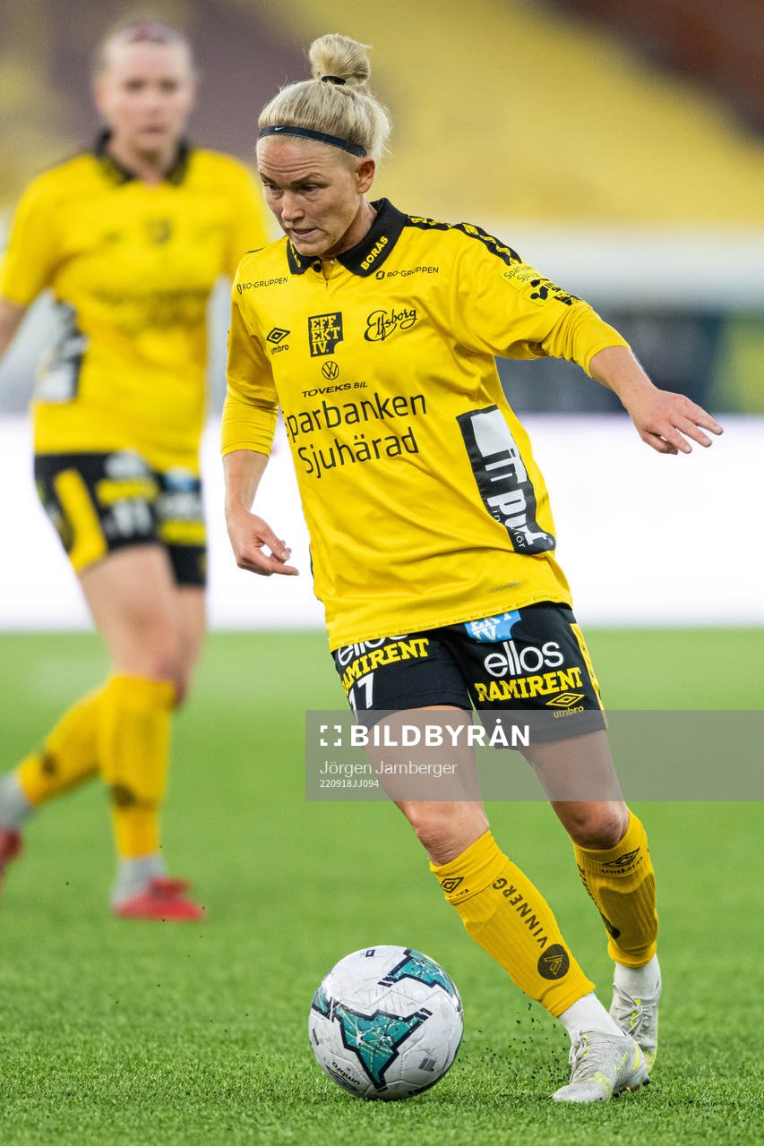Elfsborgs Sara Jardving under fotbollsmatchen i Div 2 Mellersta Götaland mellan Elfsborg och Södra Ving den 18 september 2022 i Borås.