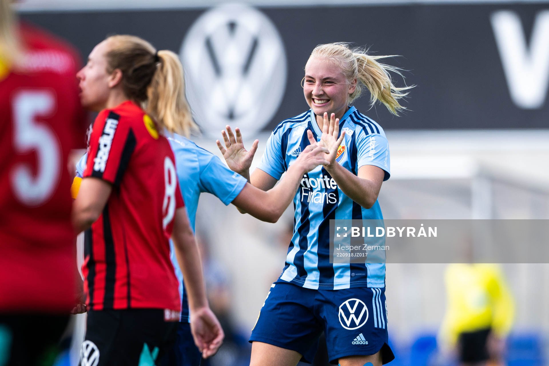 Djurgårdens Stinalisa Johansson jublar
