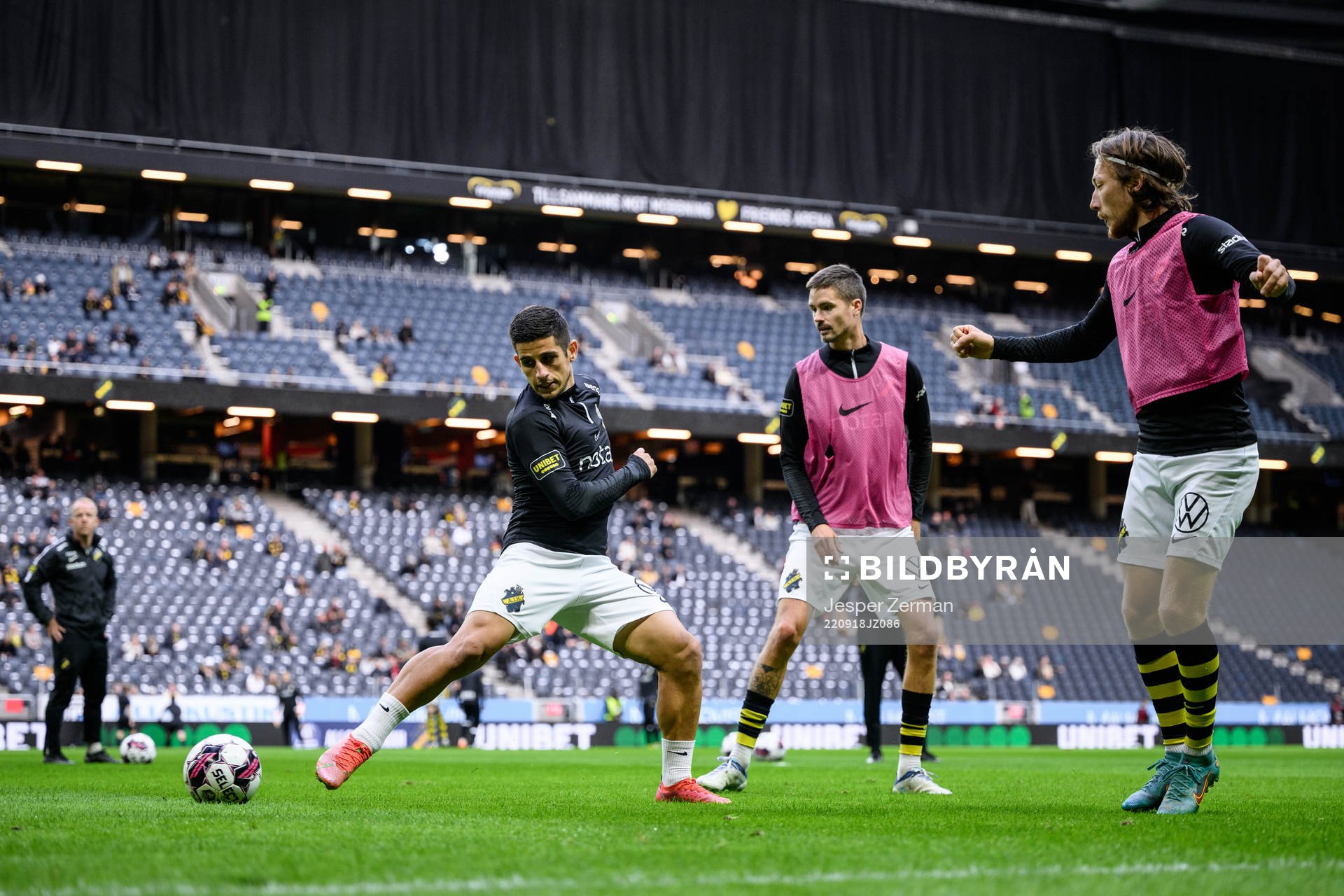 AIKs Nicolas Stefanelli, Mikael Lustig och Axel Björnström