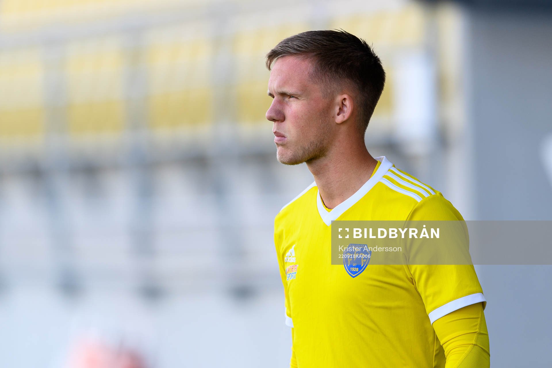 Falkenbergs Tim Stålheden före fotbollsmatchen i Ettan