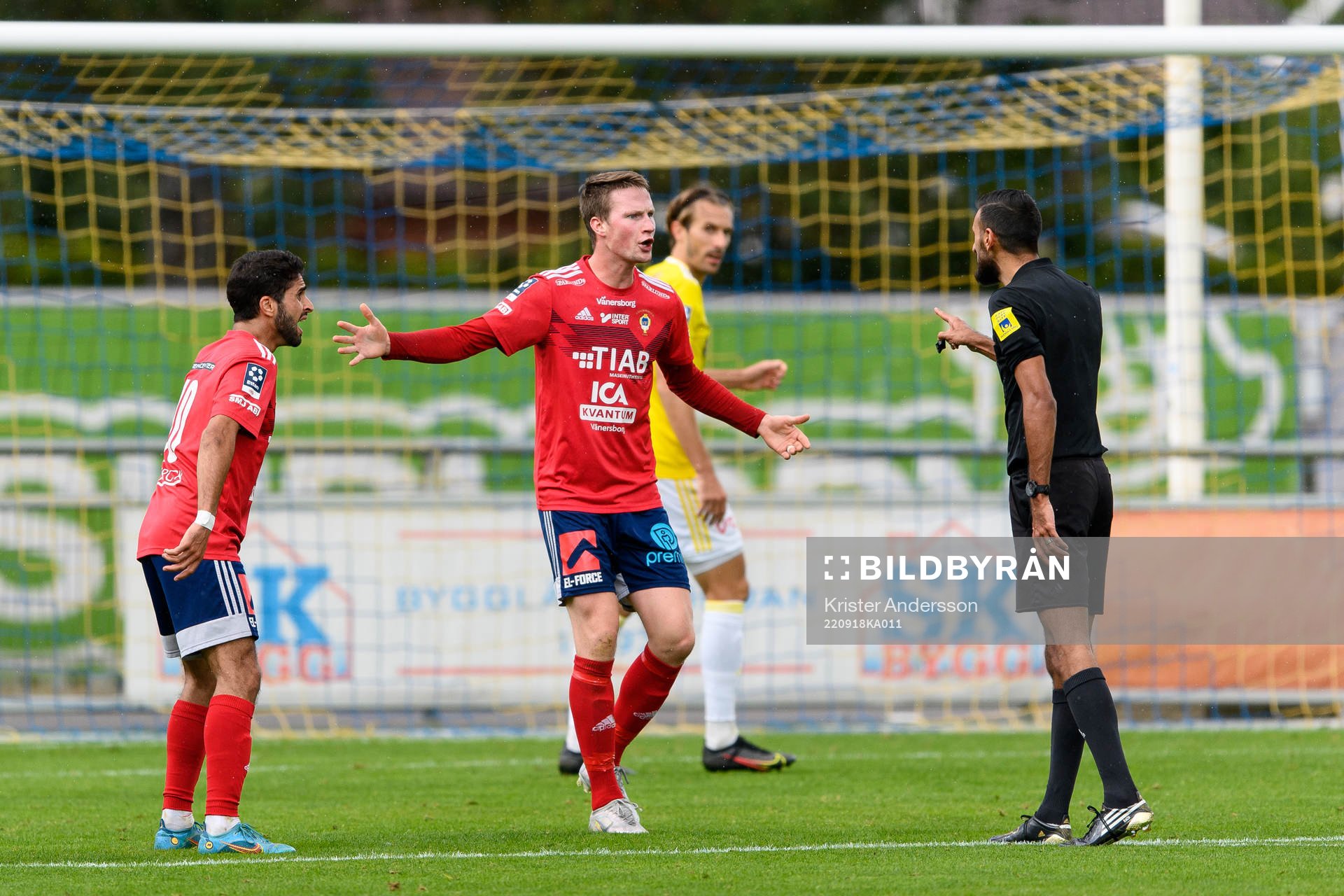 Vänersborgs Albin Broberg reagerar