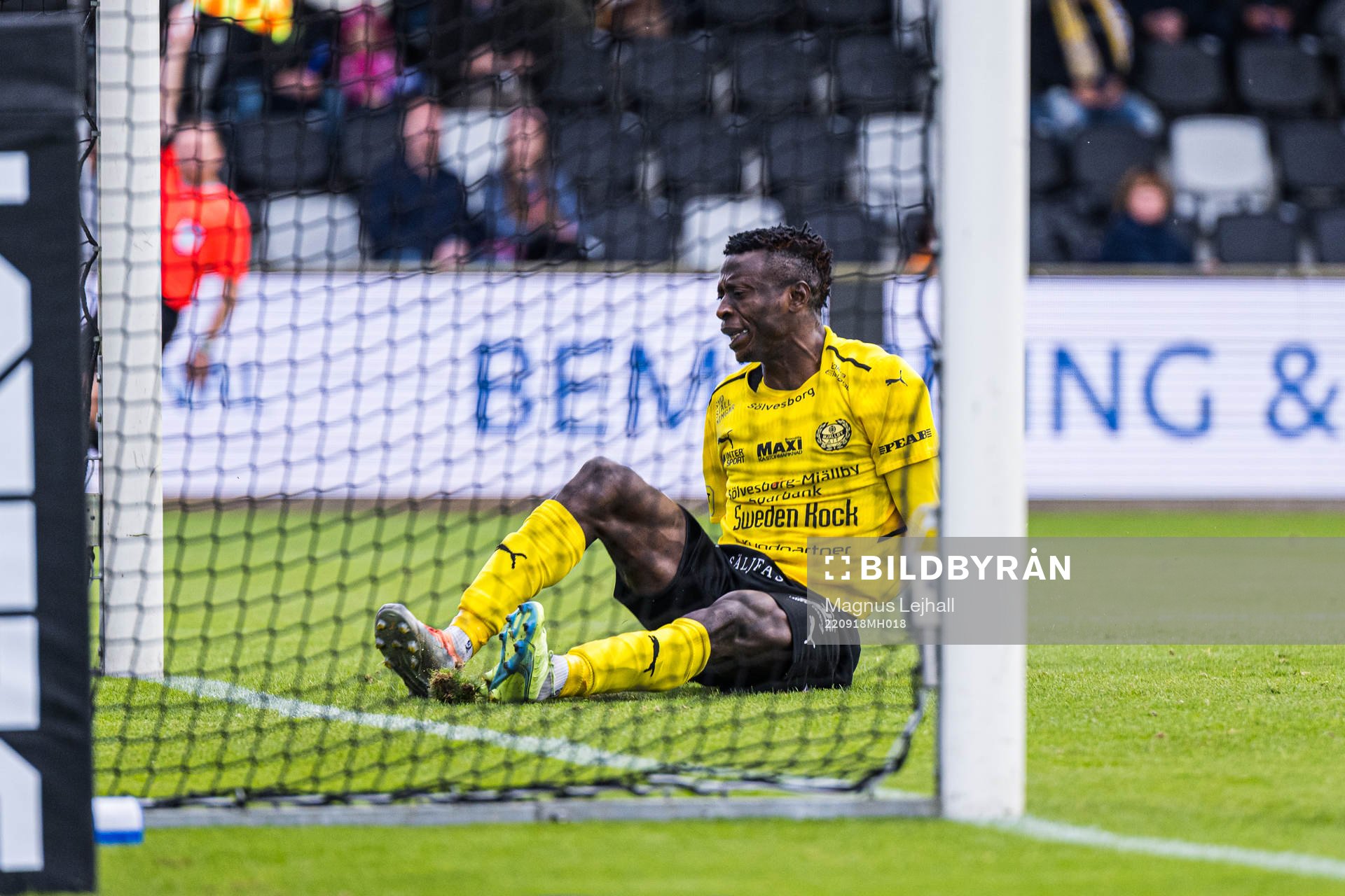 Mjällbys Chibuike Silas Nwankwo deppar