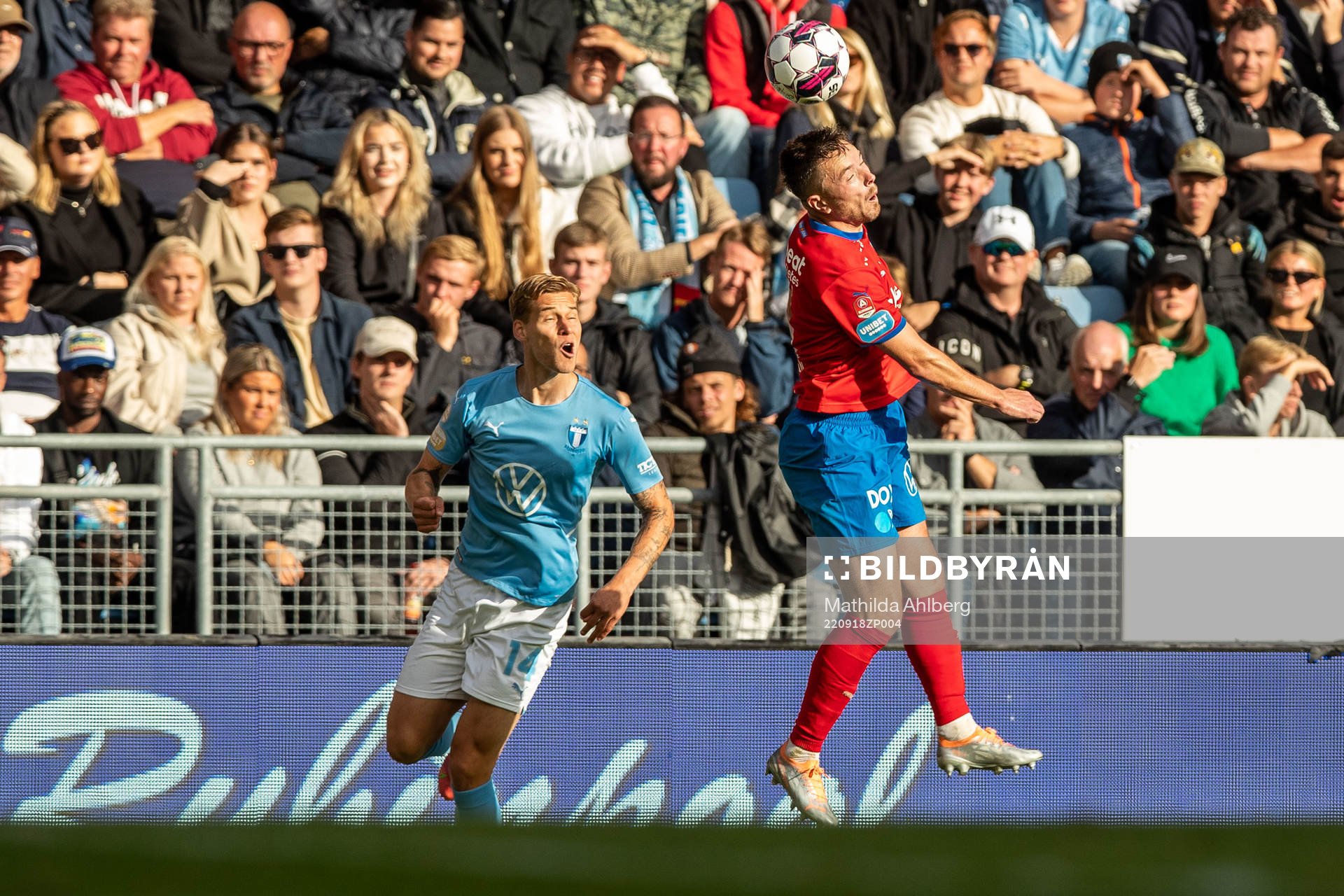 Malmö FFs Felix Beijmo och Helsingborgs Viljormur Davidsen