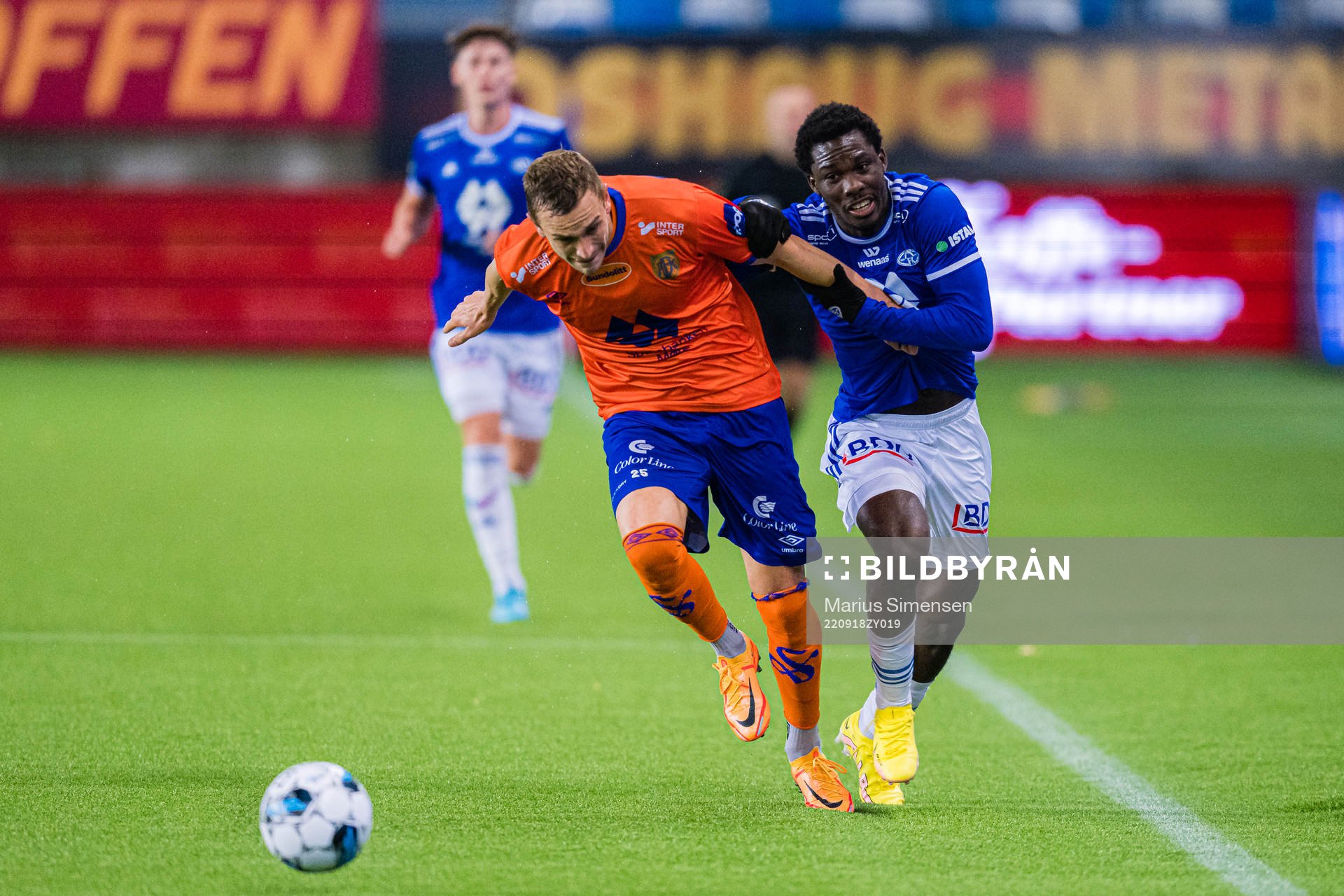 Besim Serbecic of Aalesund and Datro David Fofana of Molde