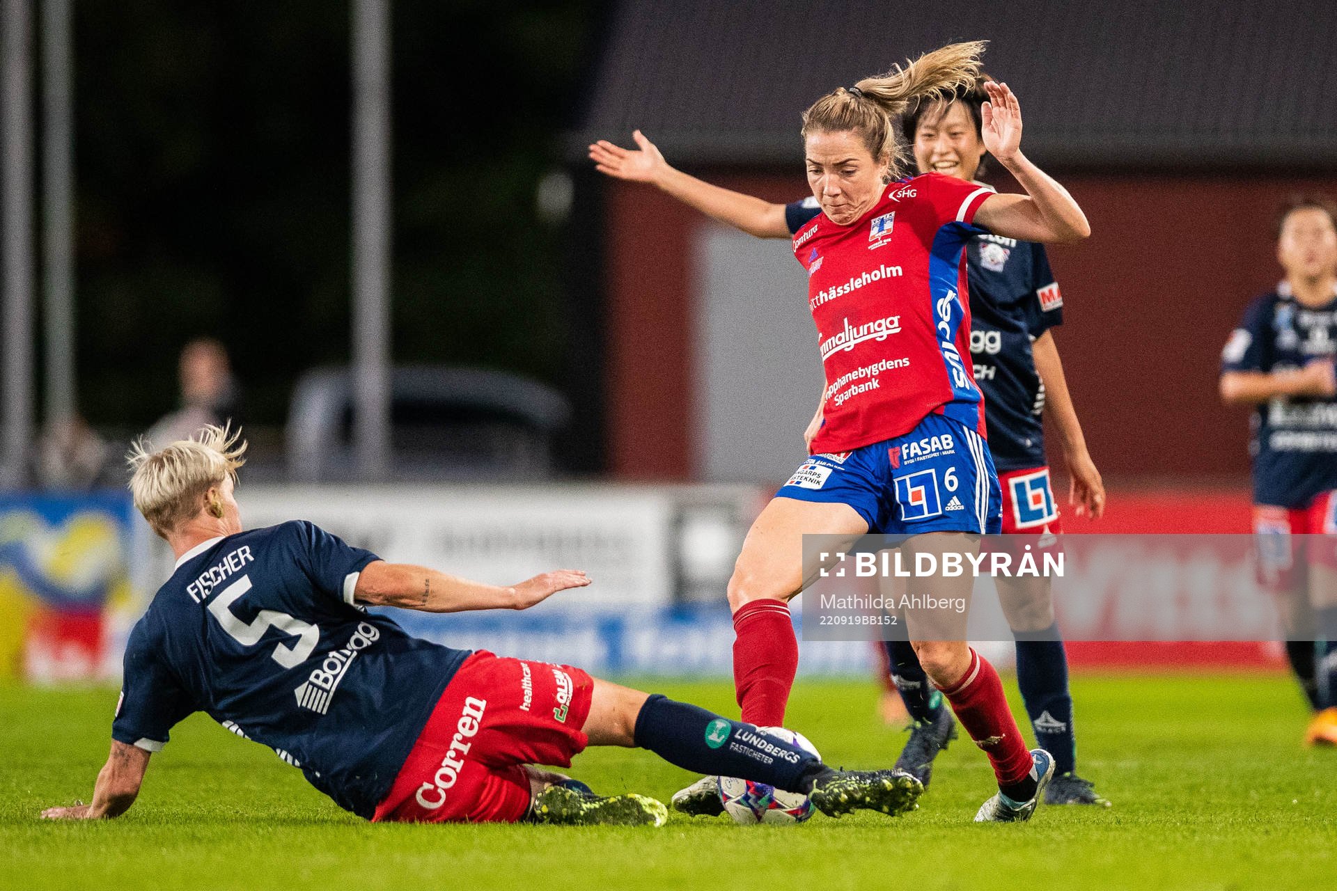 Linköpings Nilla Fischer och Vittsjös Clara Markstedt