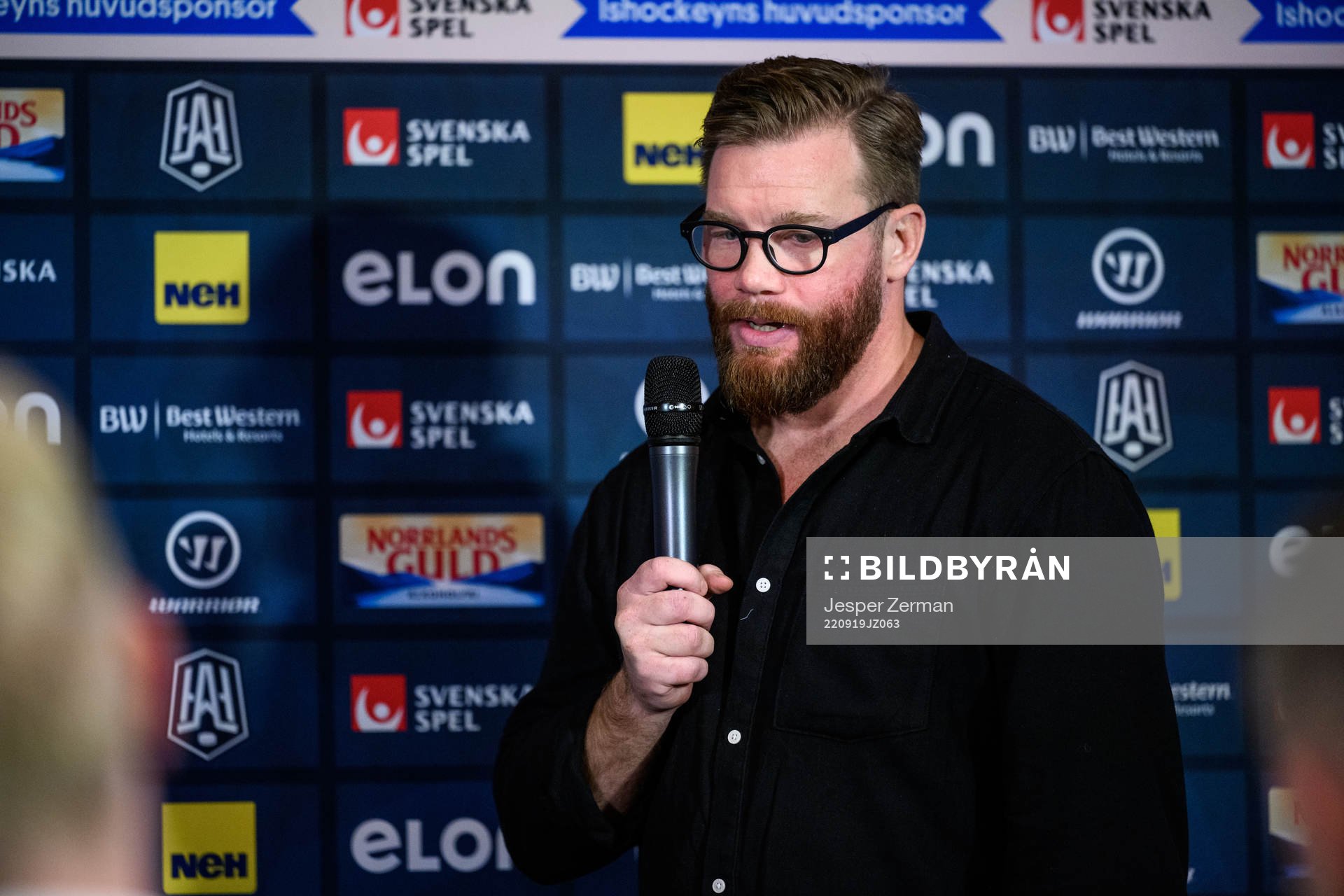 Hockeyallsvenskans mediakoordinator Robin Figren