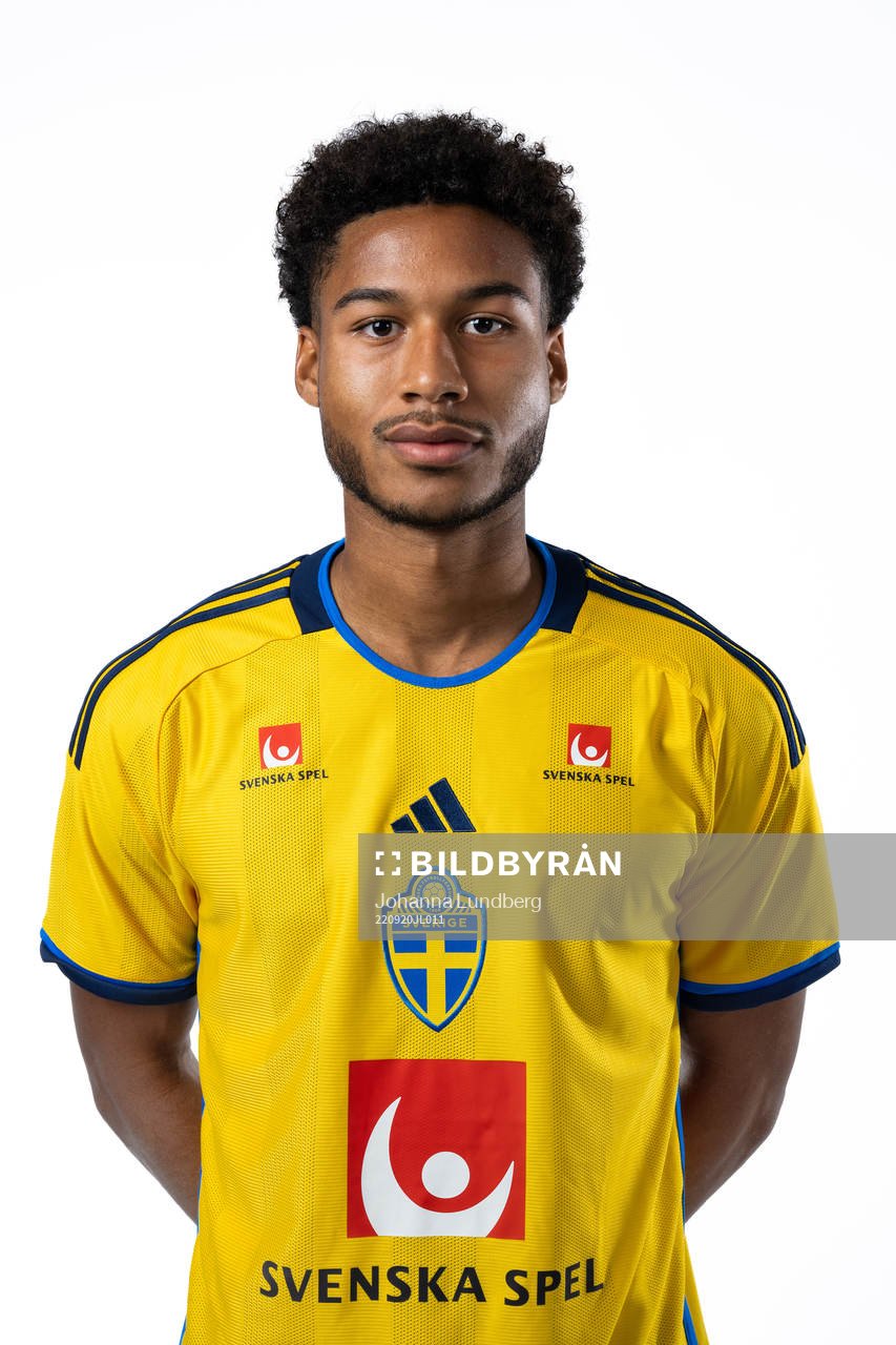 Jens Cajuste of the Swedish national football team poses