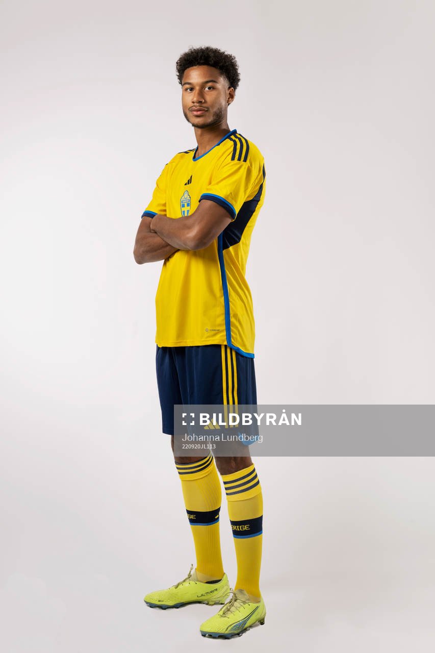 Jens Cajuste of the Swedish national football team poses