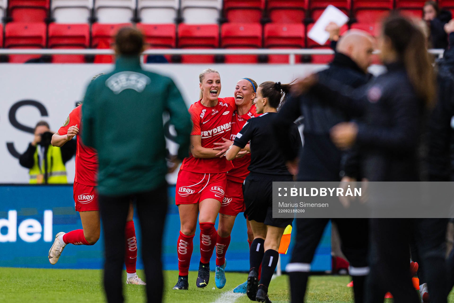 Svava Ros Gudmundsdottir of Brann celebrates