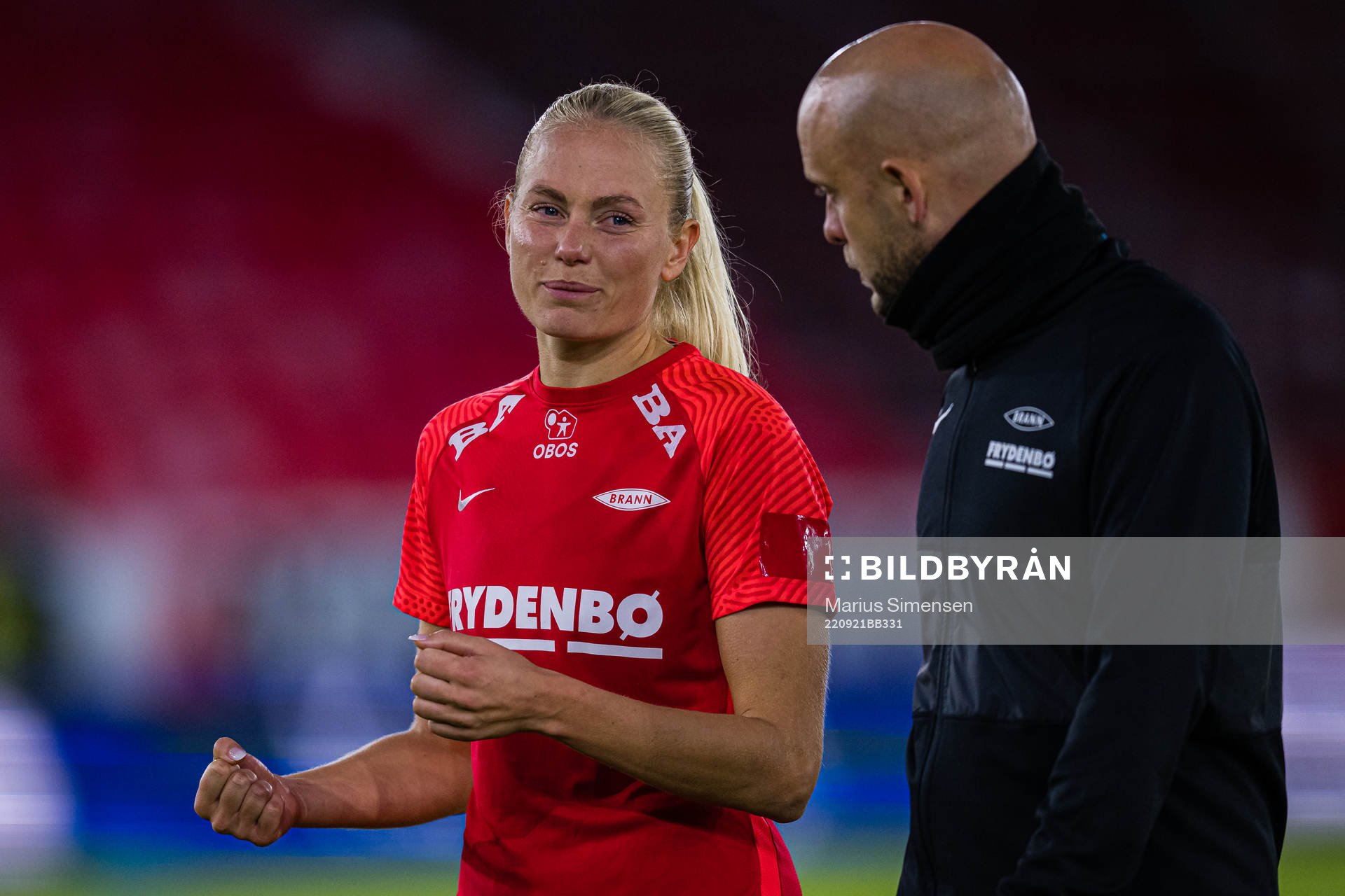 Guro Bergsvand of Brann and Olli Harder, head coach of Brann