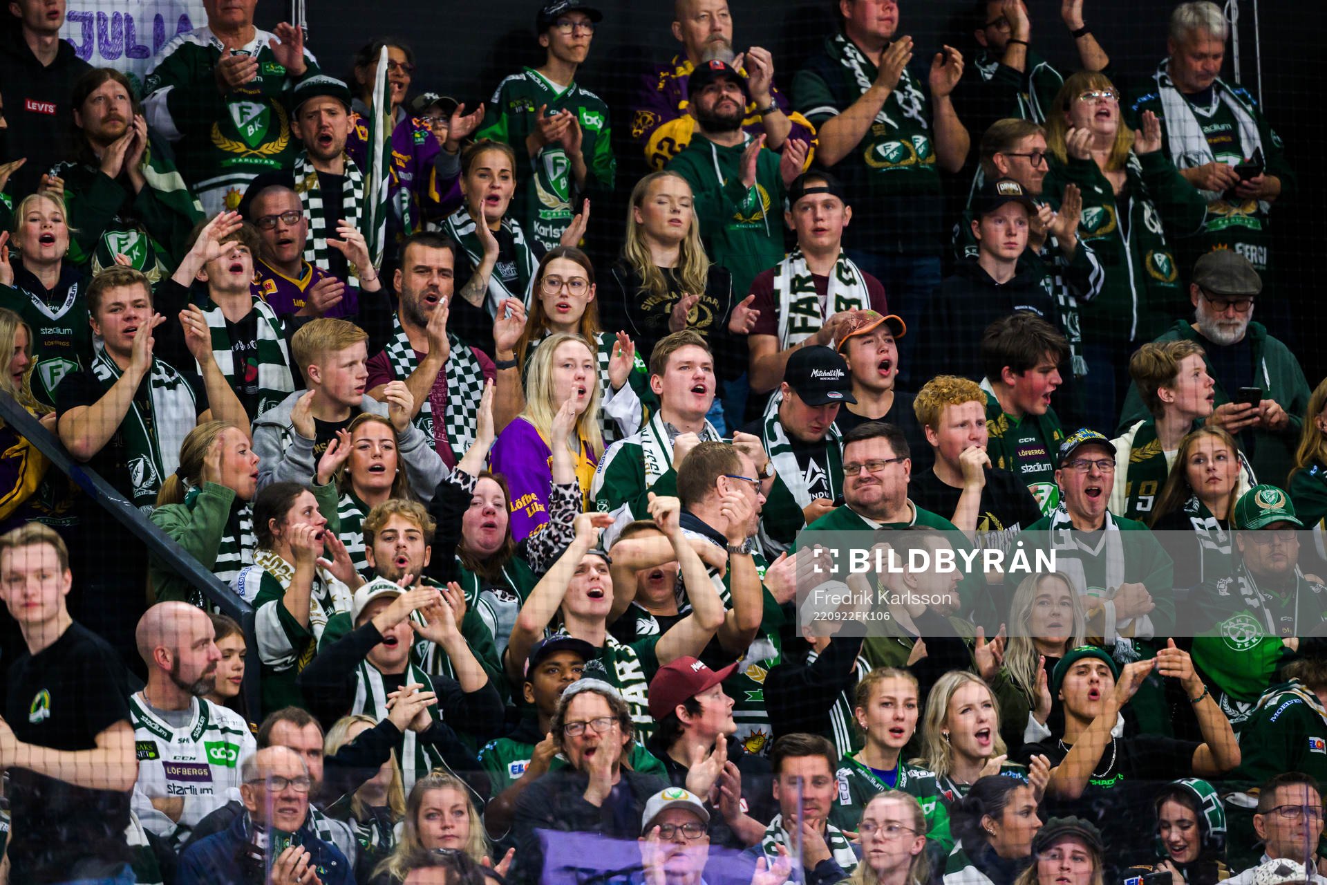 Färjestads supportrar jublar
