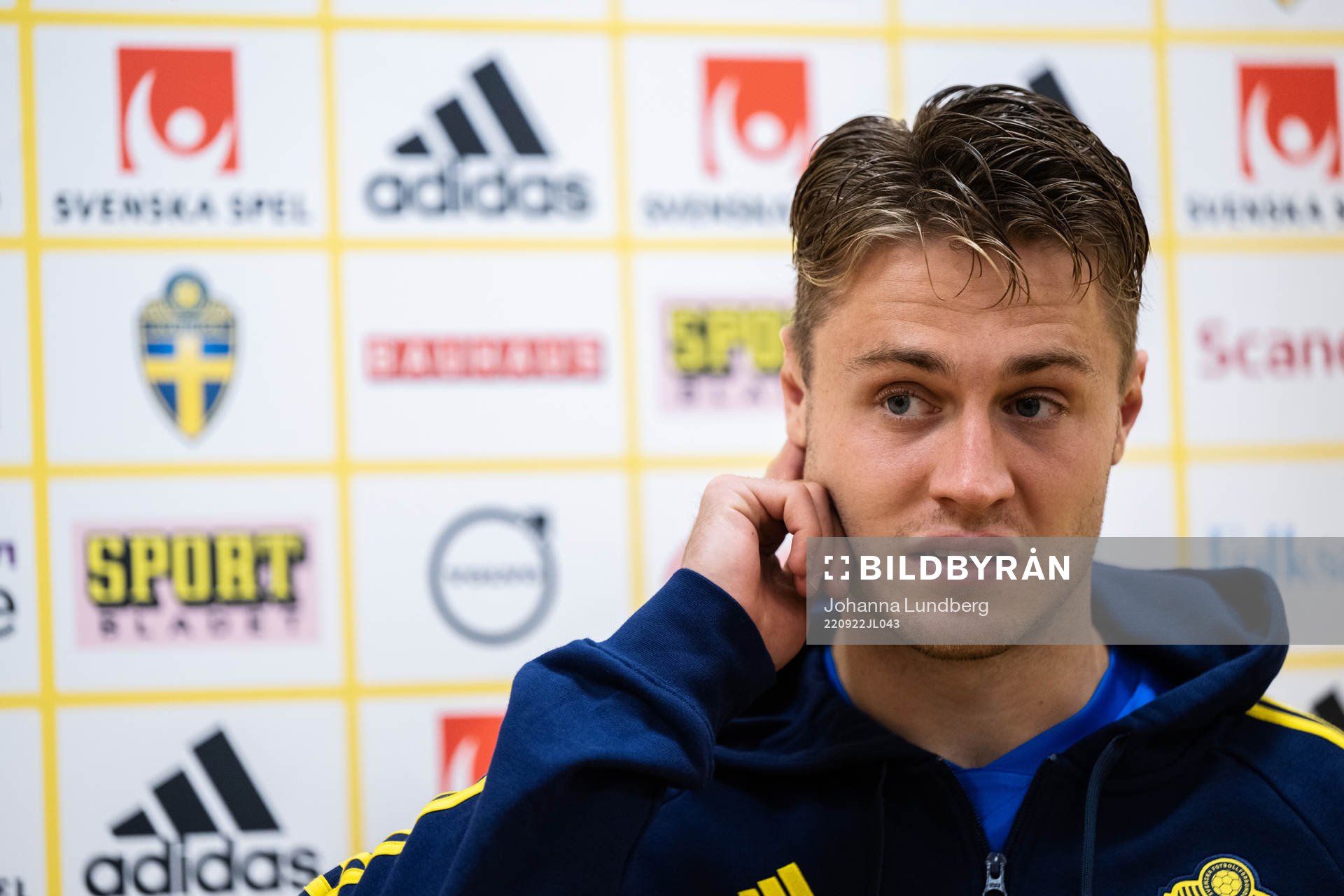 Viktor Claesson