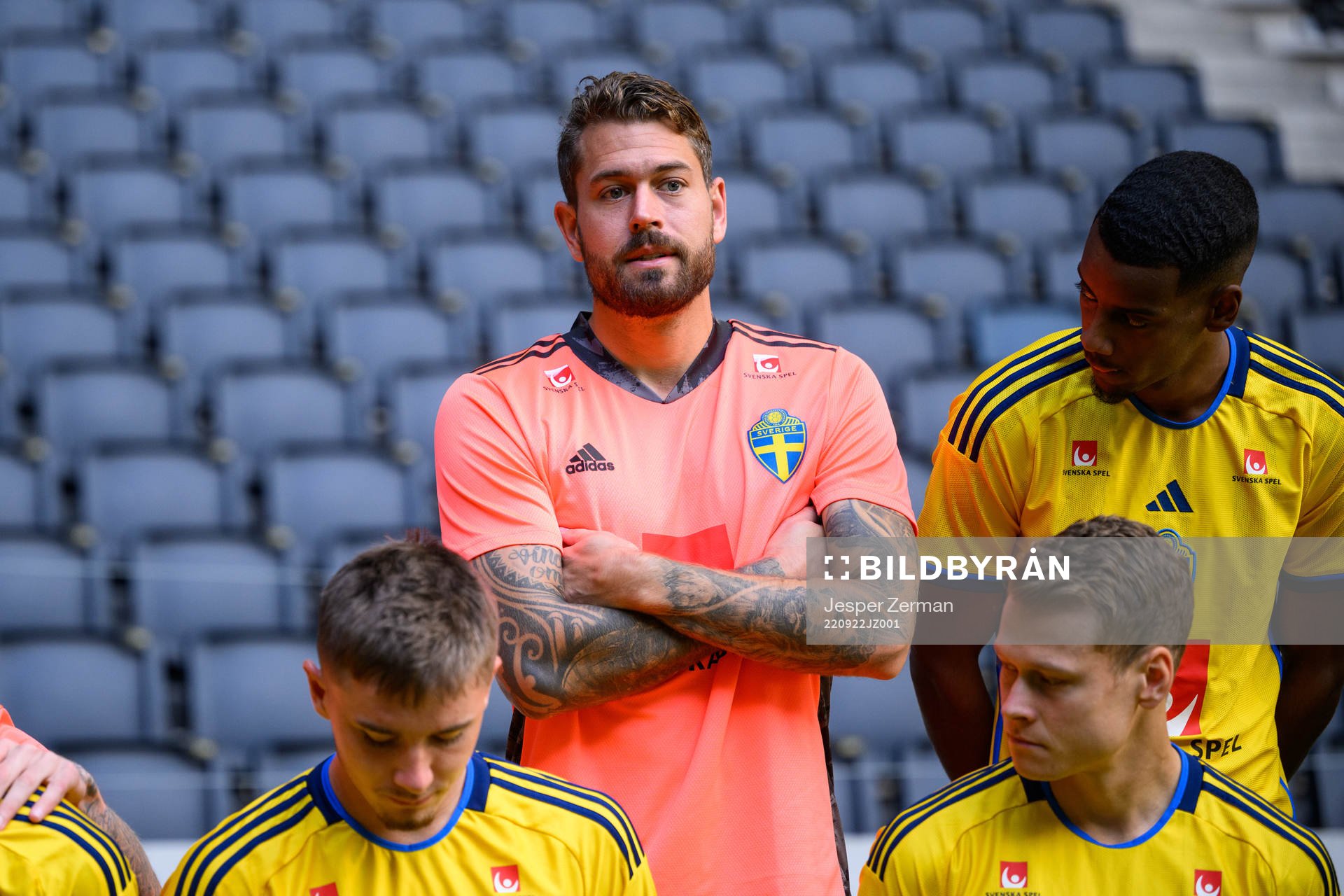 Kristoffer Nordfeldt and Alexander Isak of the Swedish national football team during the official team photo on September 22, 2022 in Stockholm.