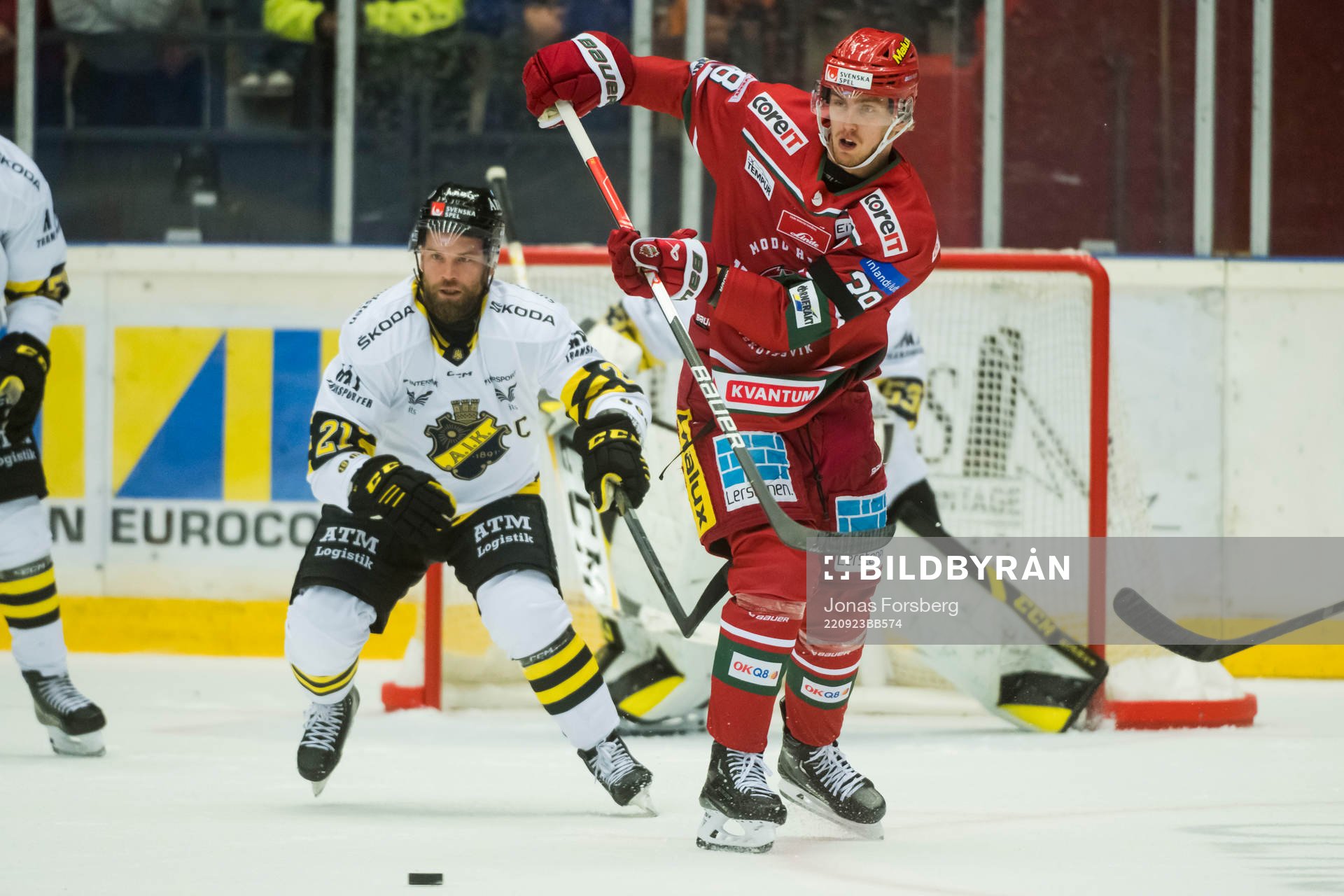Modos Johan Södergran och AIKs Christian Sandberg