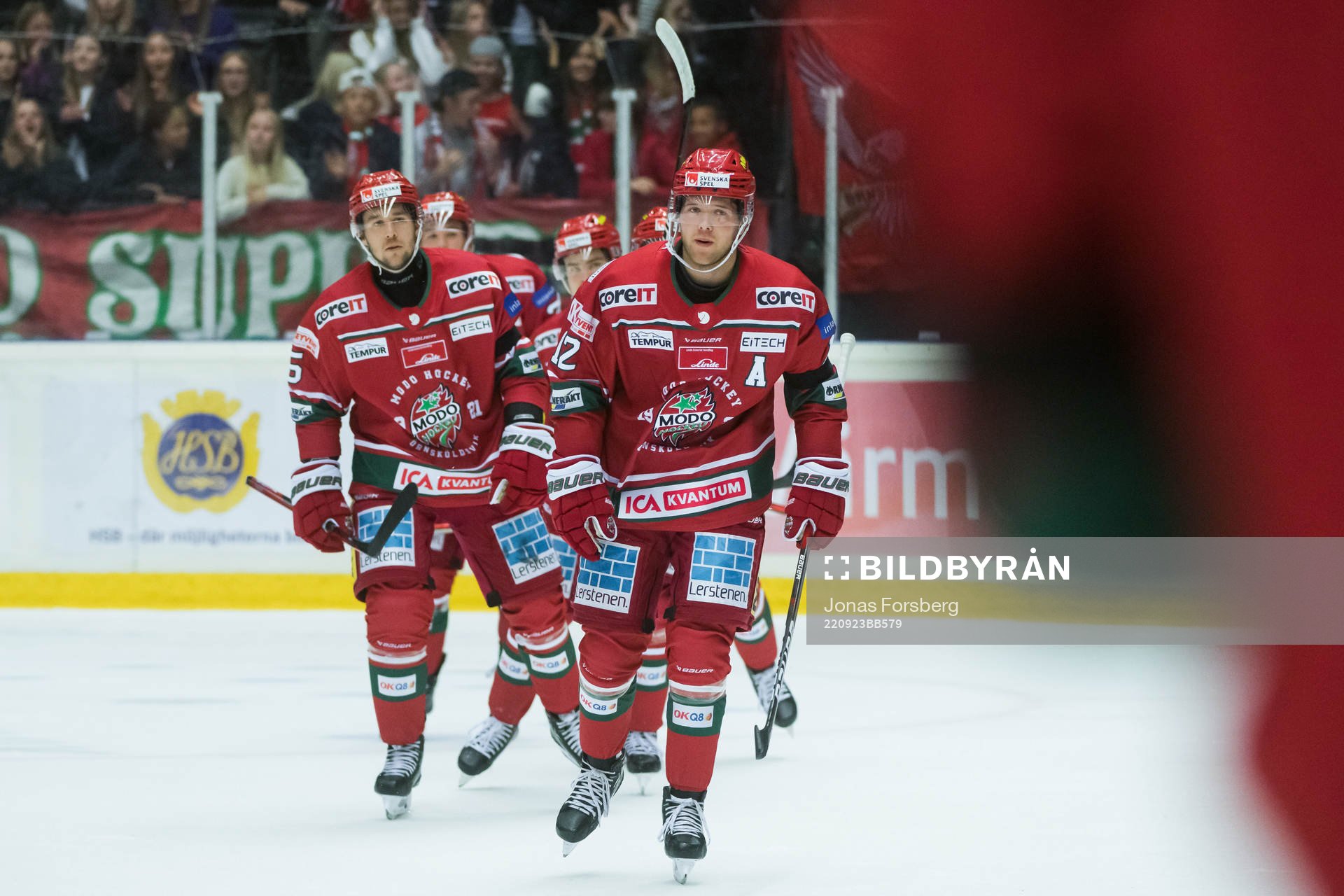 Modos Oscar Pettersson jublar
