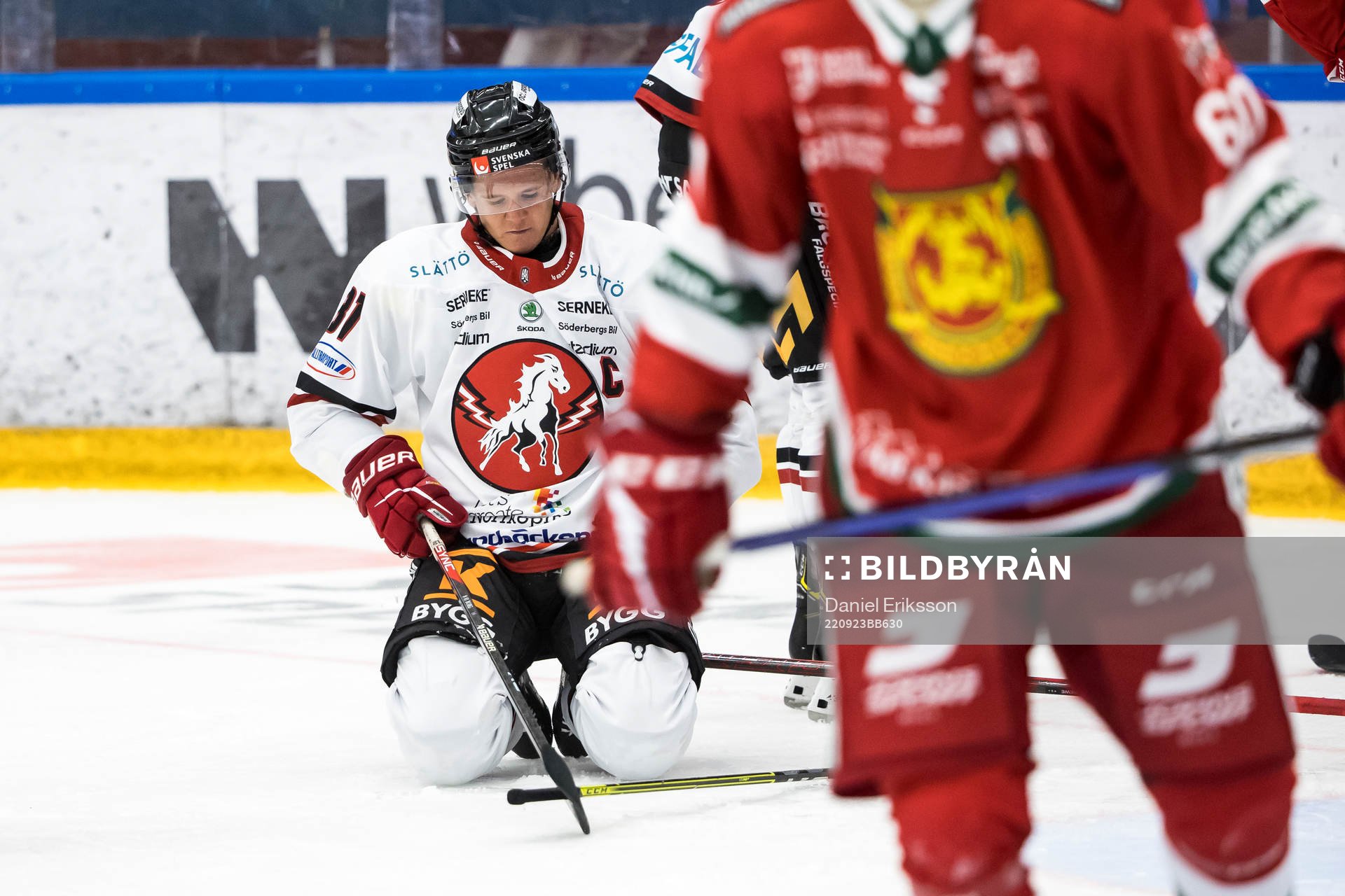 Vita Hästens Eric Borg deppar