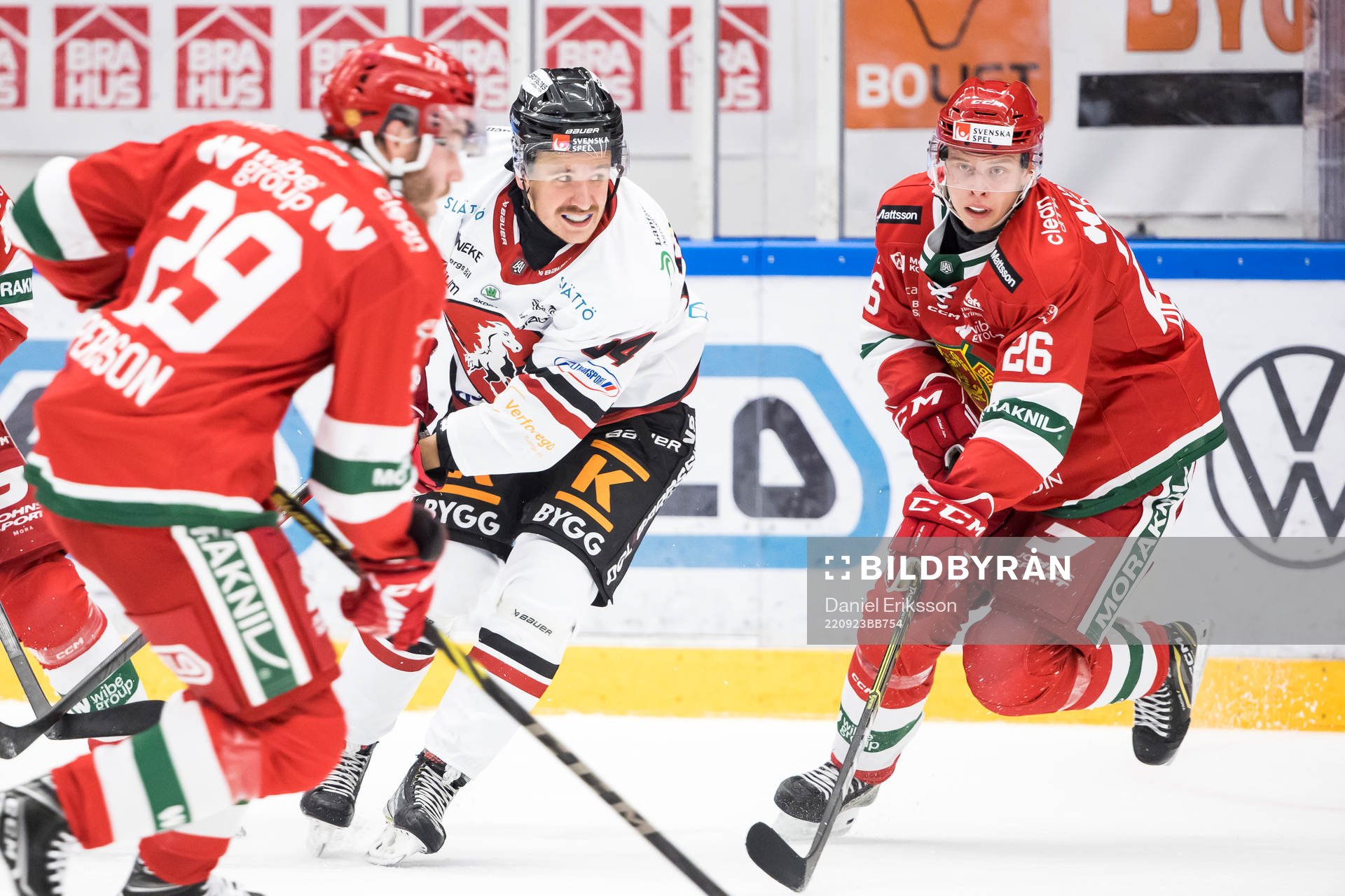 Vita Hästens Rasmus Kahilainen och Moras Isac Heens