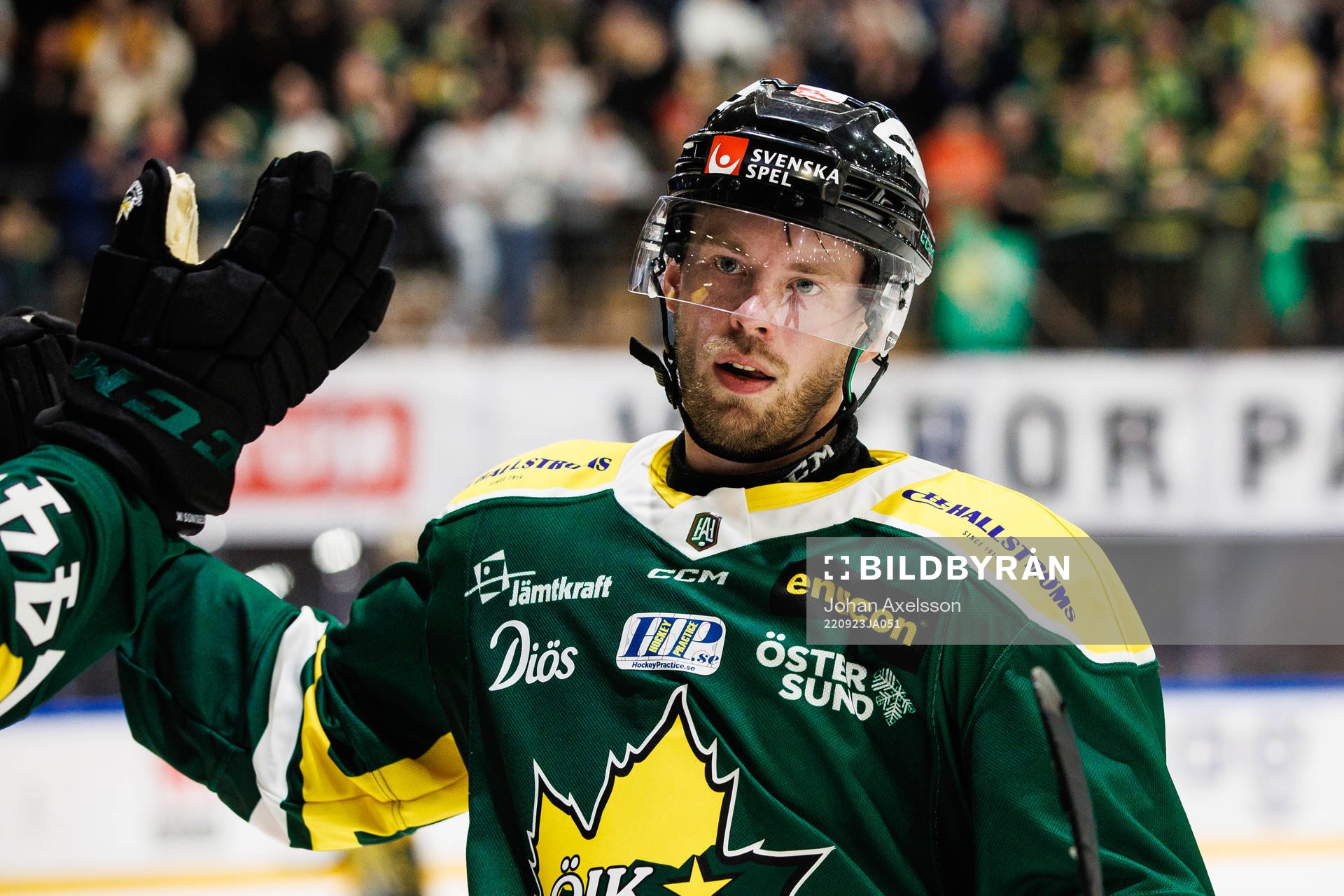 Östersunds Henrik Marklund jublar