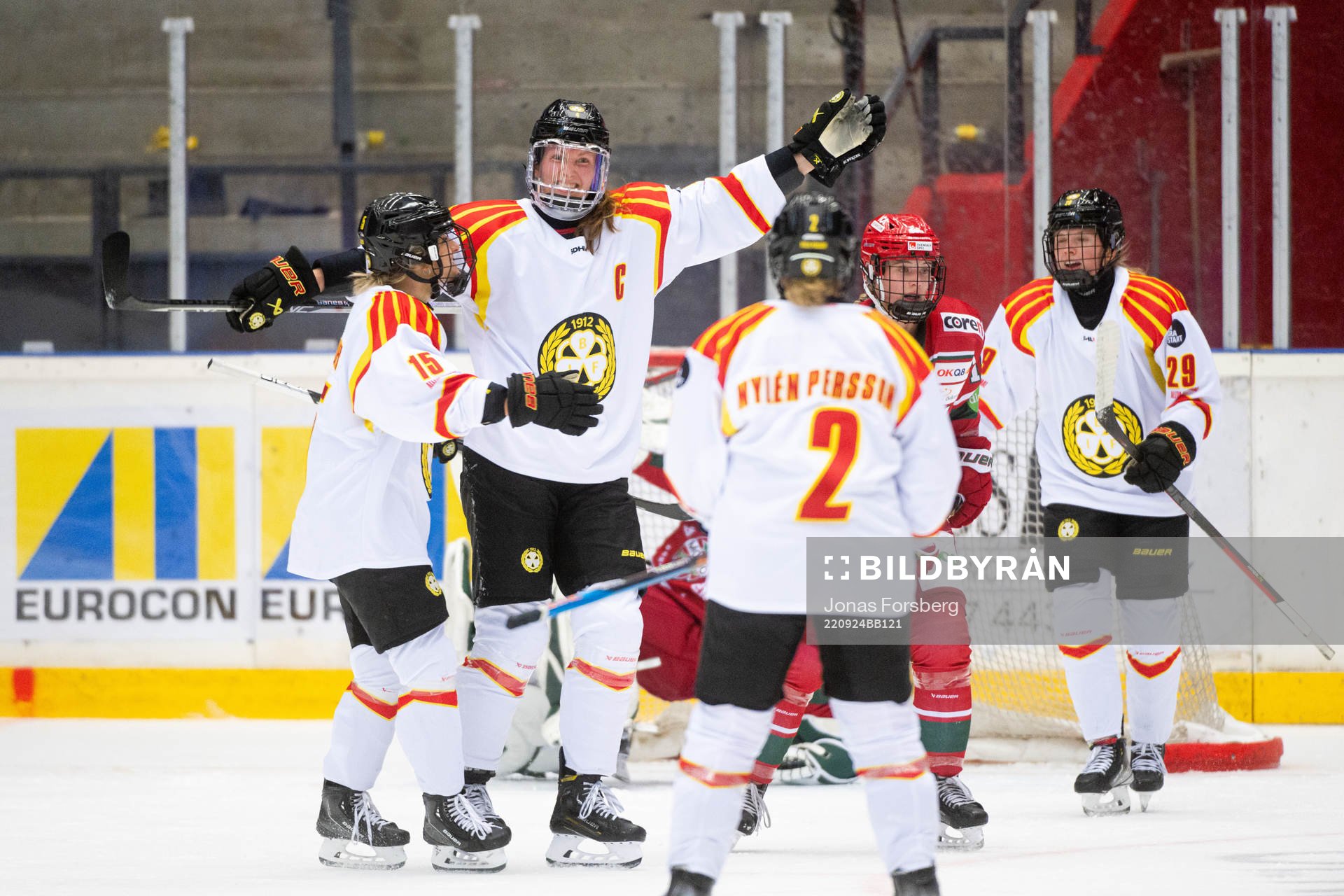 Brynäs Mina Waxin jublar