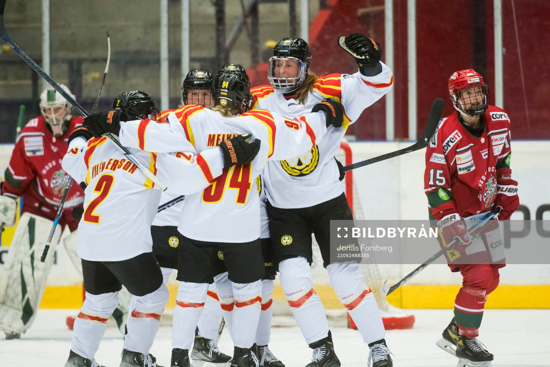 Brynäs Rosa Lindstedt jublar