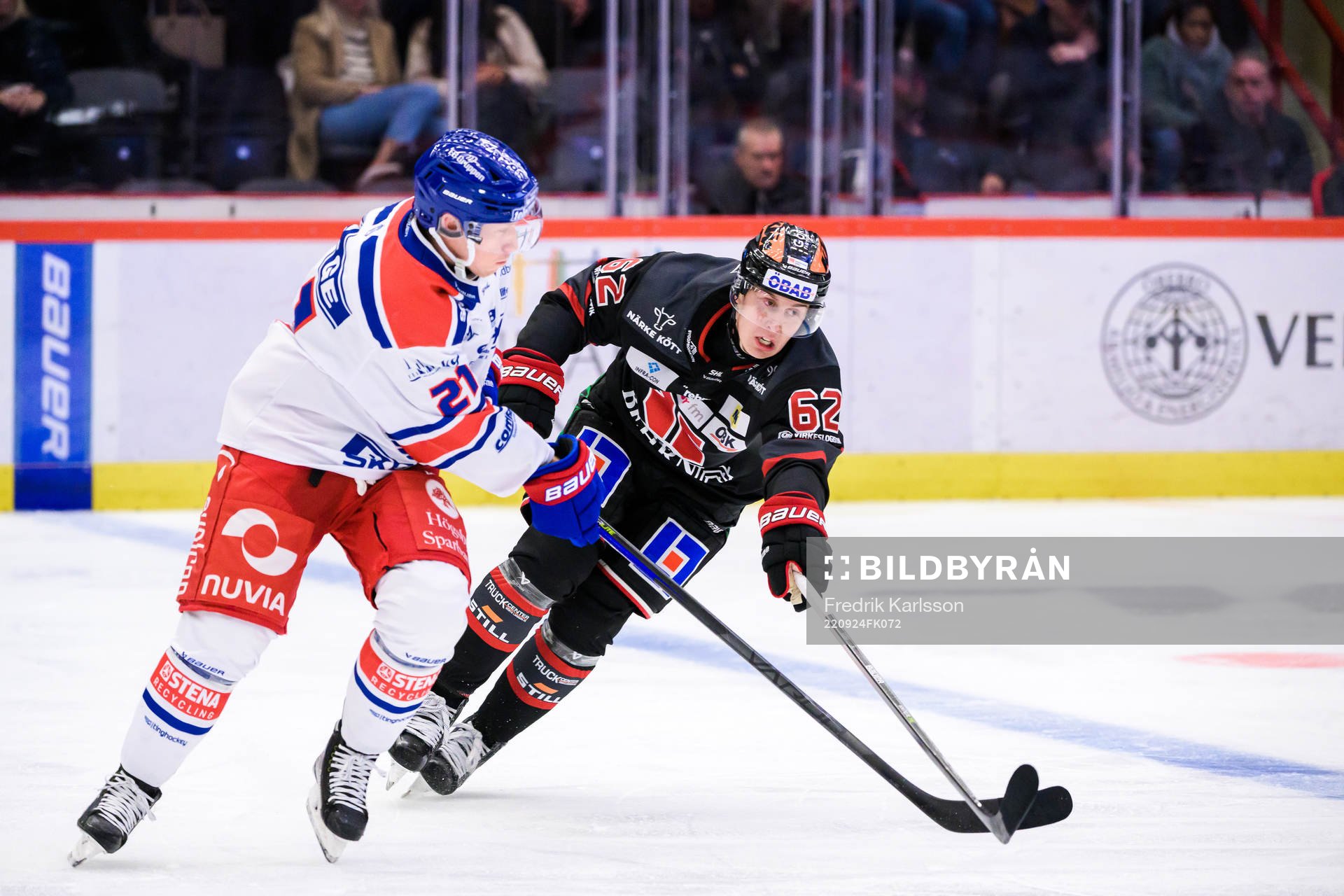 Oskarshamns Myles Powell och Örebros Robert Leino