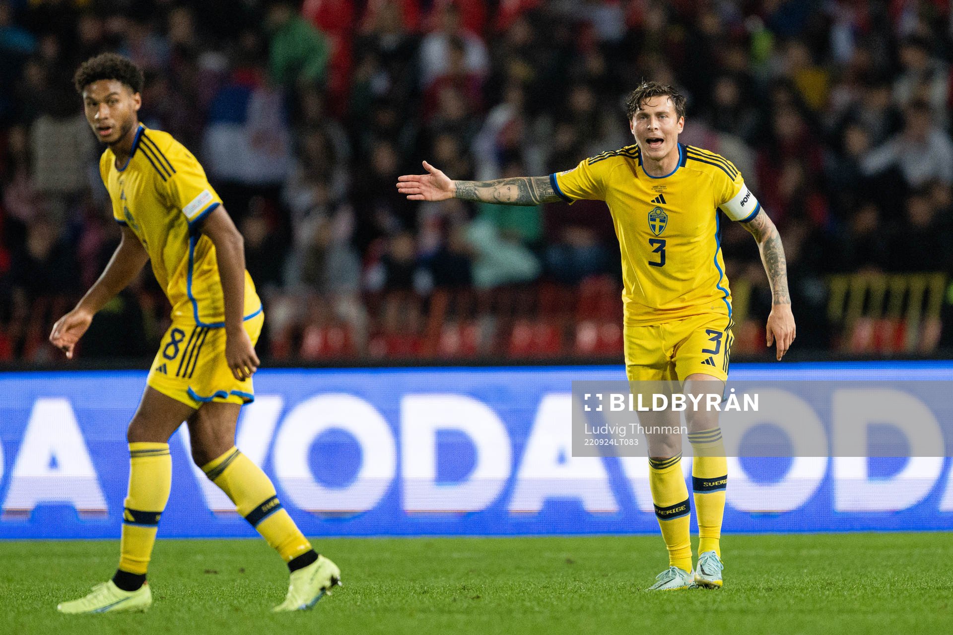 Jens Cajuste and Victor Nilsson Lindelöf of Sweden