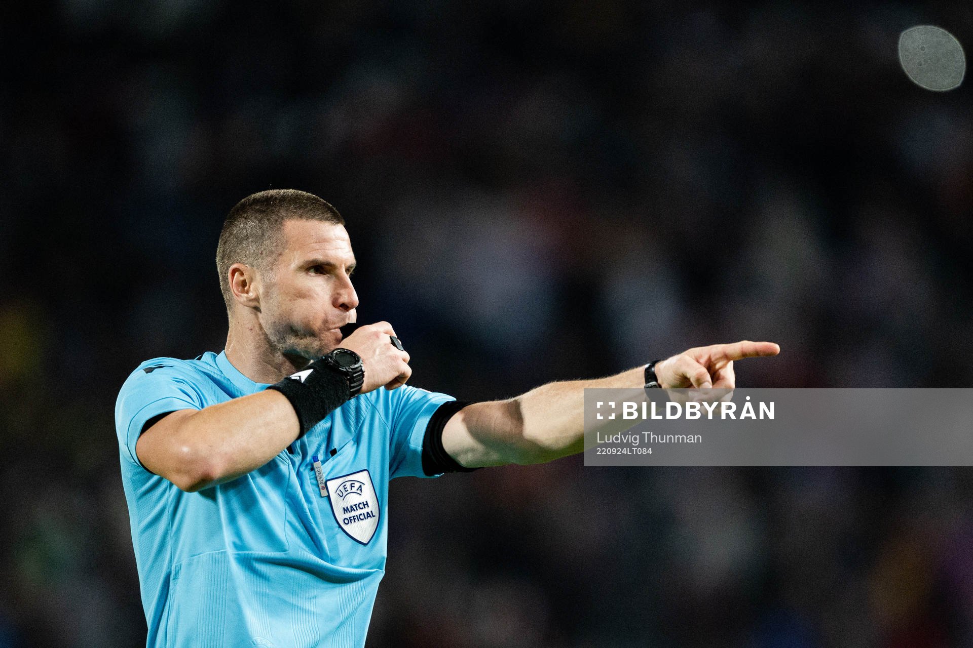 Referee Georgi Kabakov