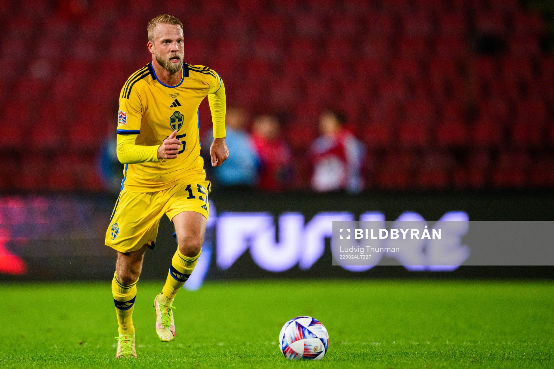 Daniel Sundgren of Sweden